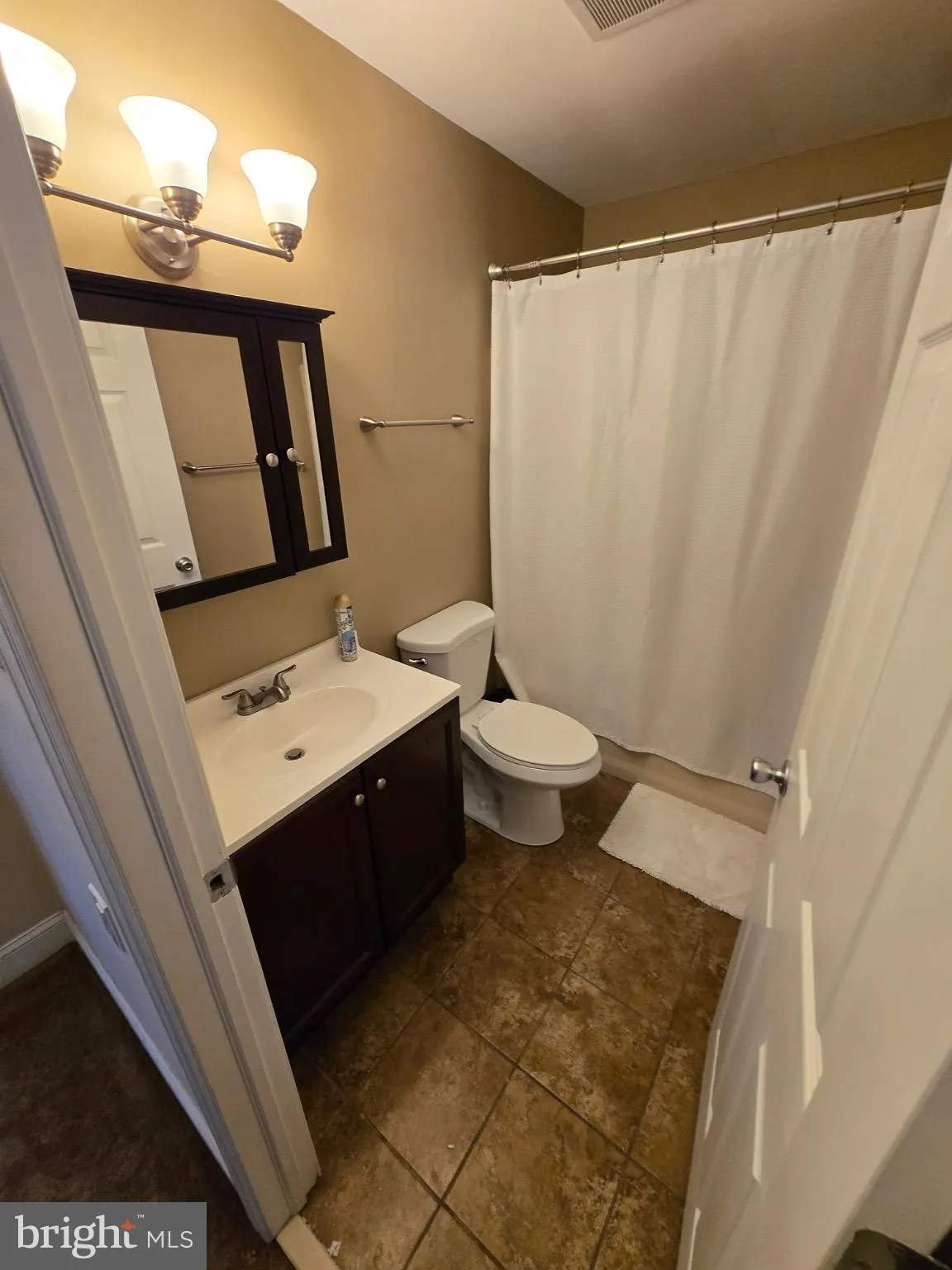 Atlantic City, New Jersey 08401, United States, 3 Bedrooms Bedrooms, ,3 BathroomsBathrooms,Residential,Active,247300