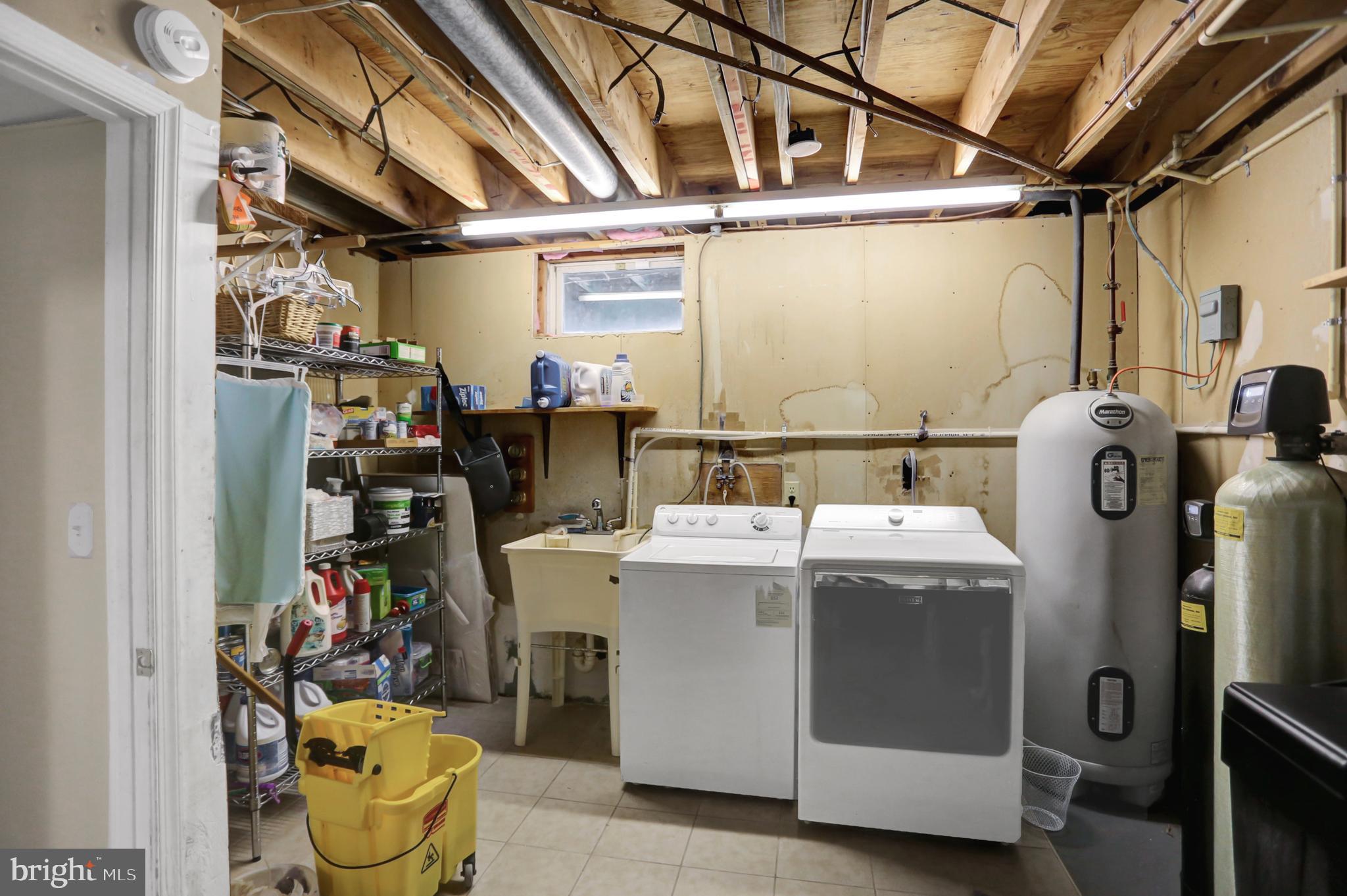 HERITAGE LANE - Residential