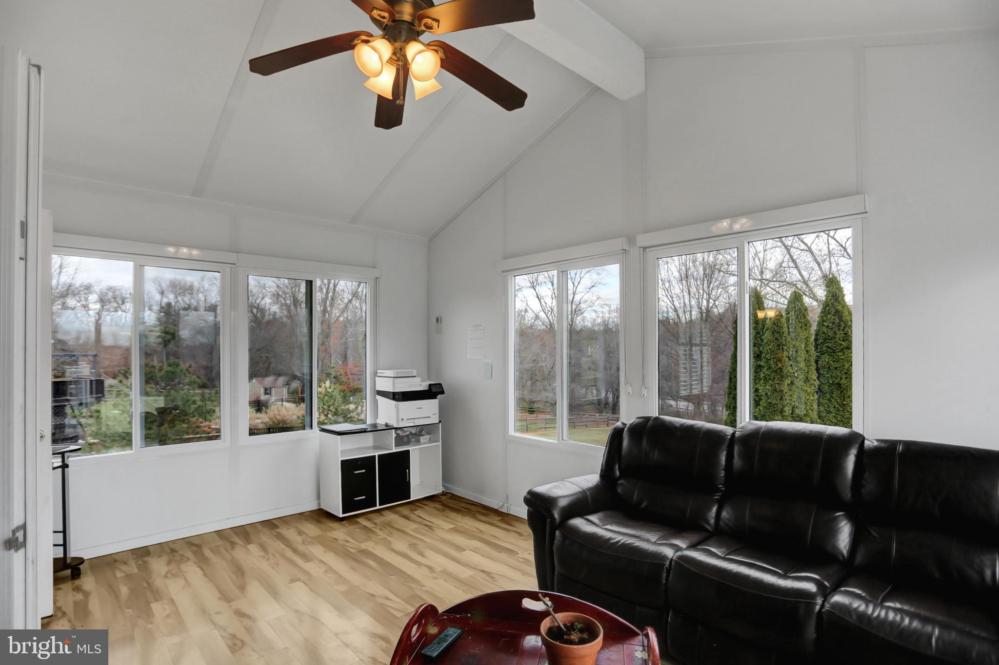 HERITAGE LANE - Residential