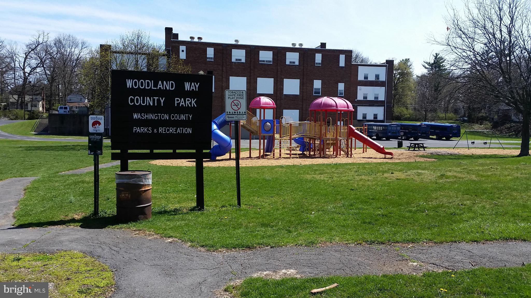 WOODLANDS NORTH - Residential