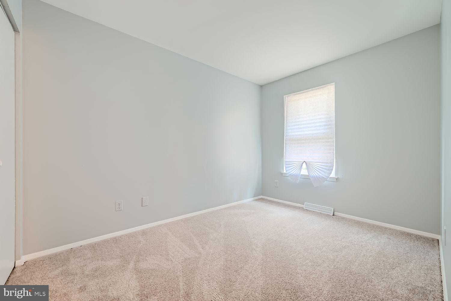 HARBOUR OAKS - Residential