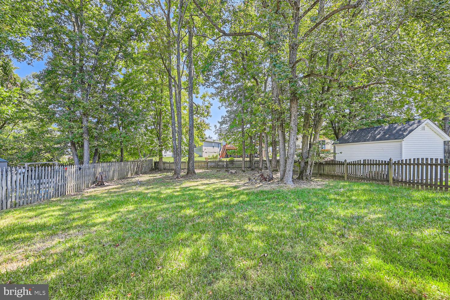 HARBOUR OAKS - Residential