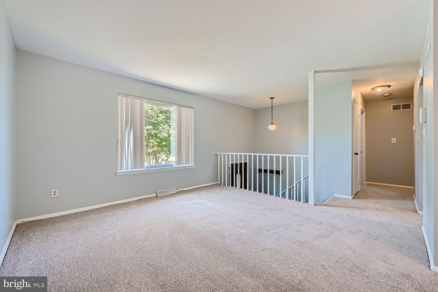 HARBOUR OAKS - Residential