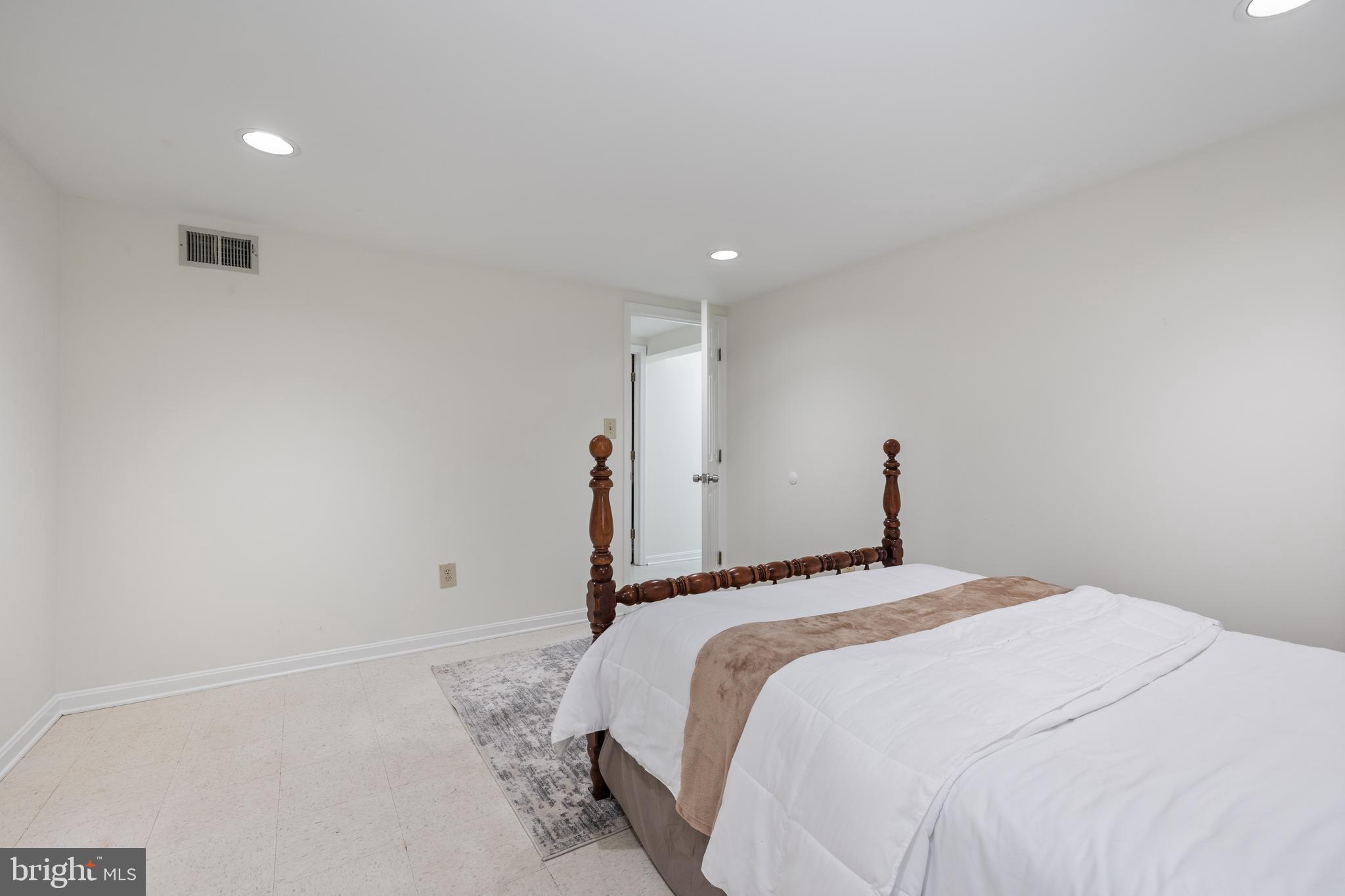 ORCHARD RIDGE - Residential