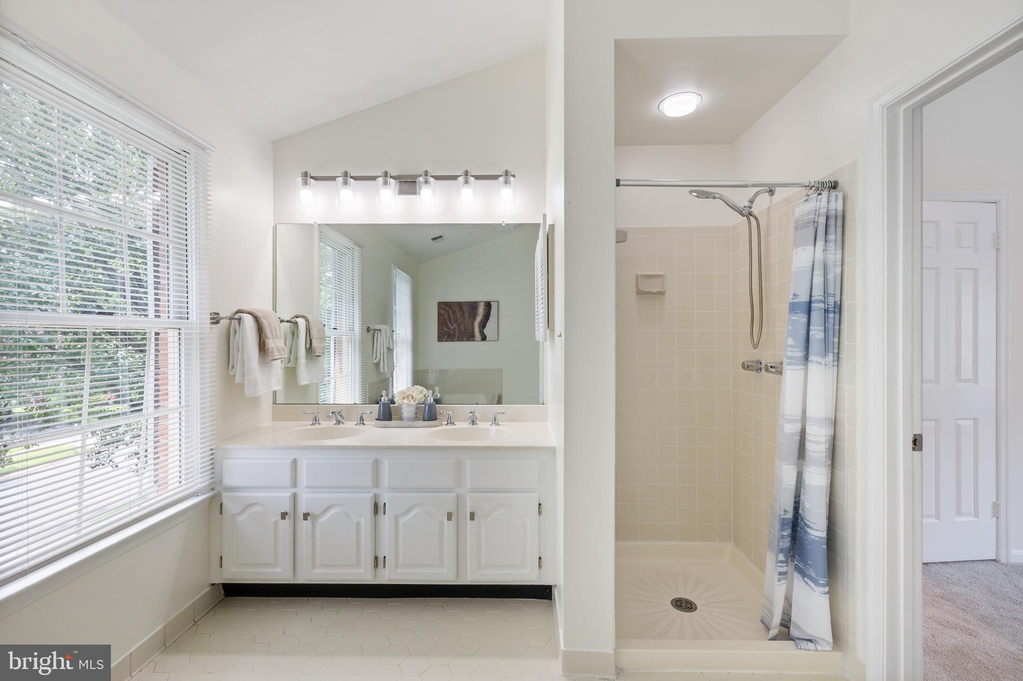 ORCHARD RIDGE - Residential