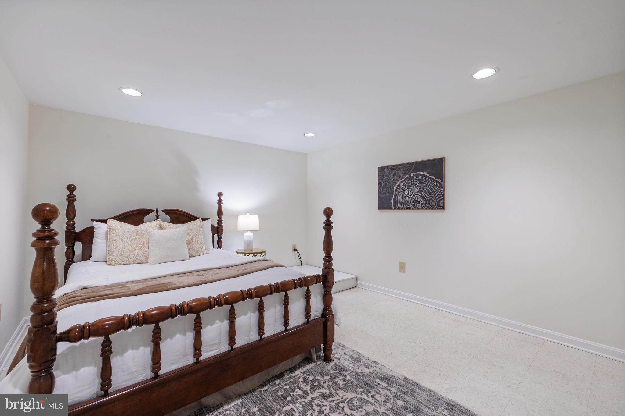 ORCHARD RIDGE - Residential