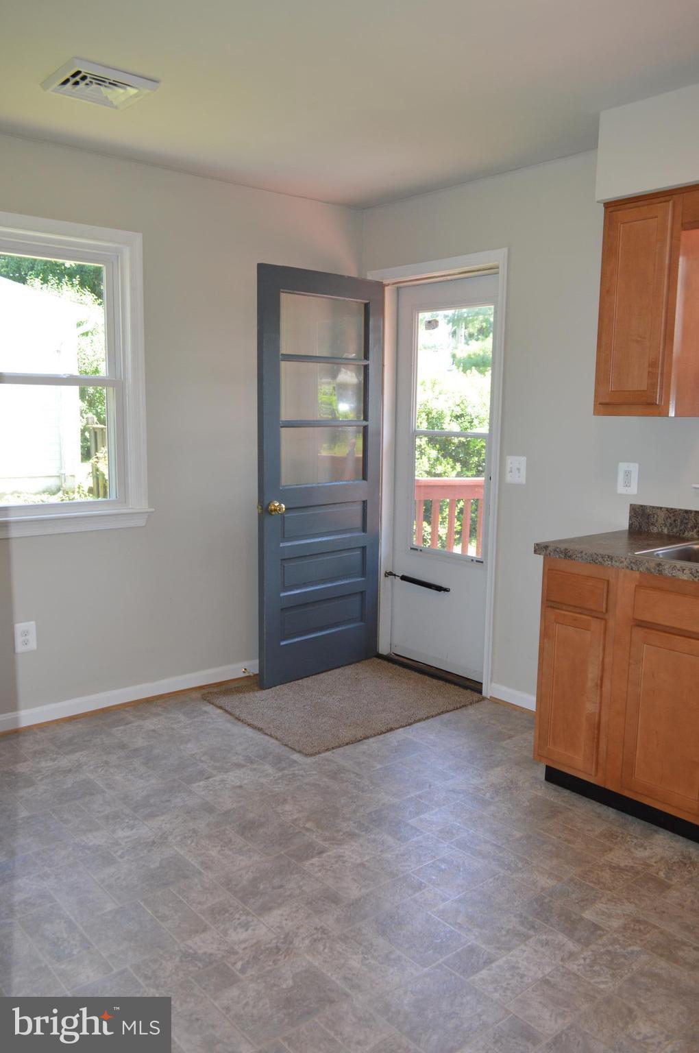 FARMINGTON HEIGHTS - Residential Lease