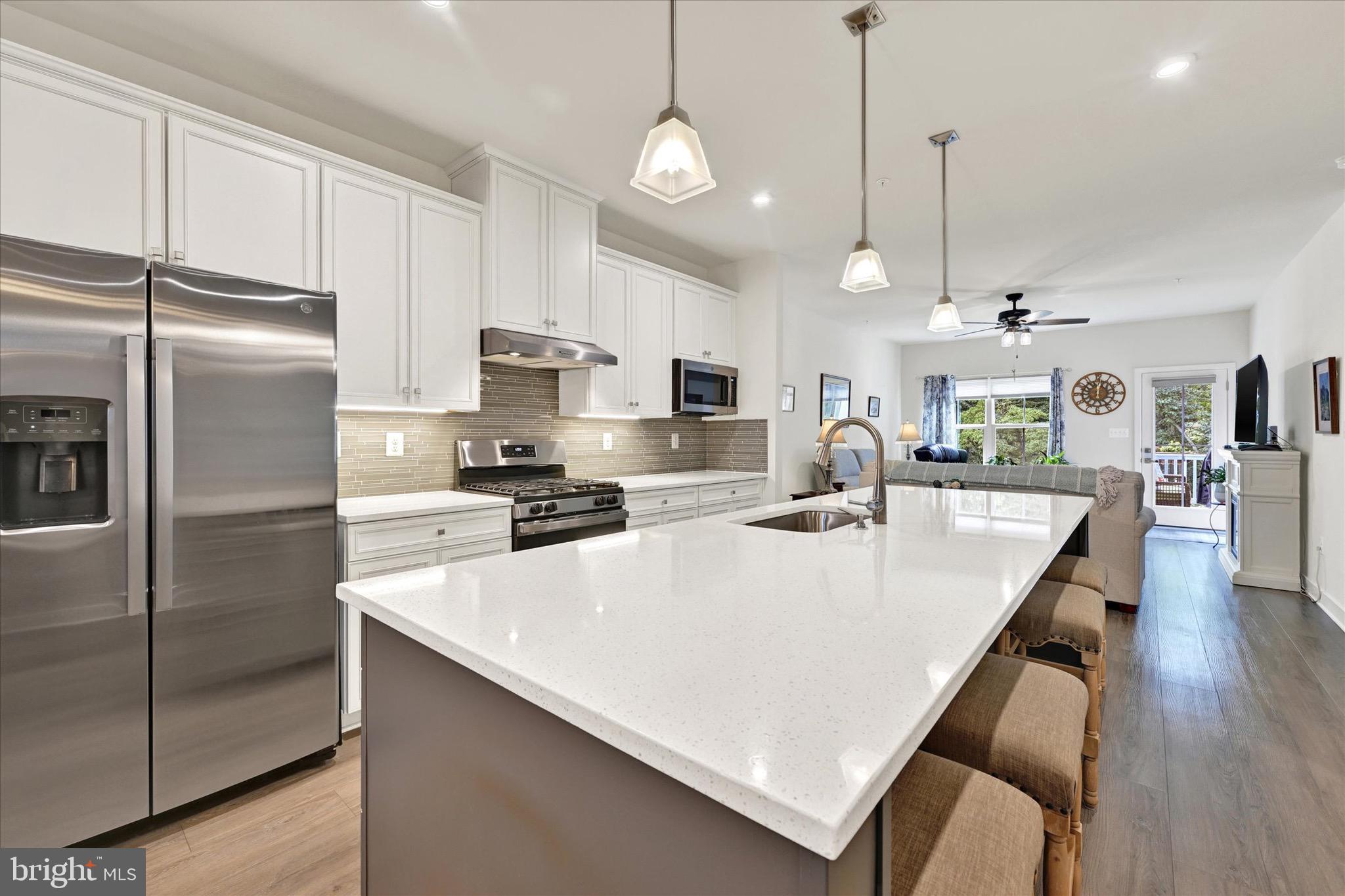 ABERDEEN OVERLOOK - Residential