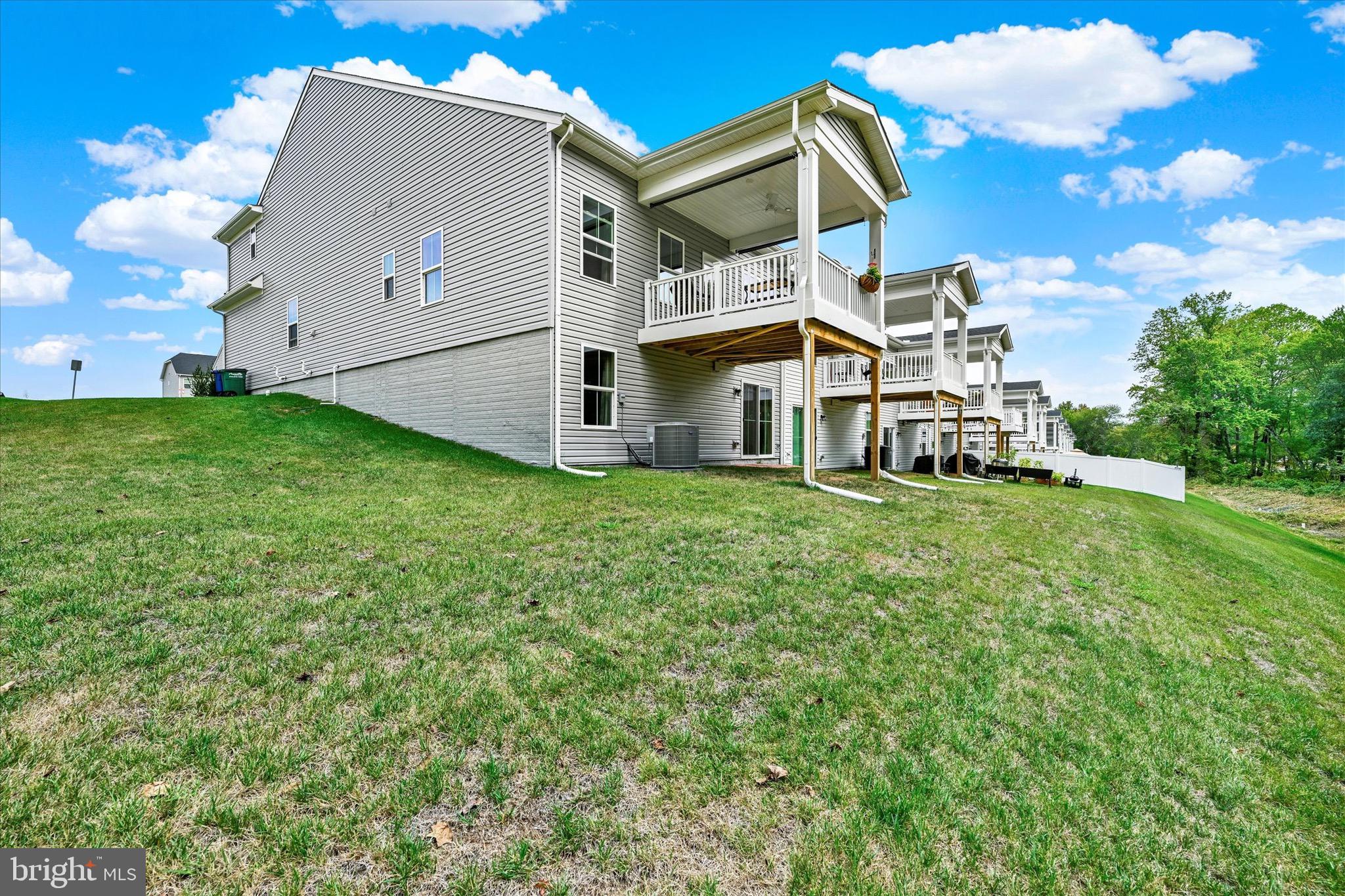 ABERDEEN OVERLOOK - Residential