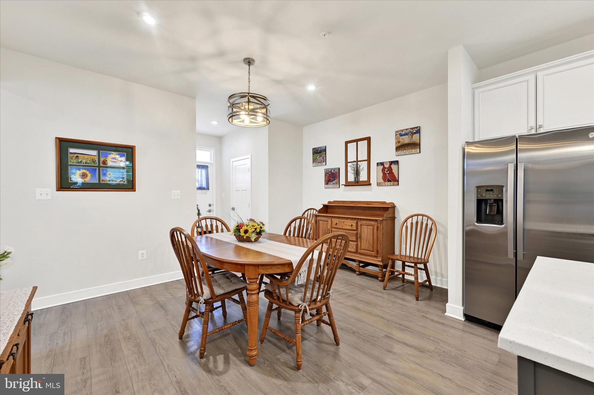 ABERDEEN OVERLOOK - Residential