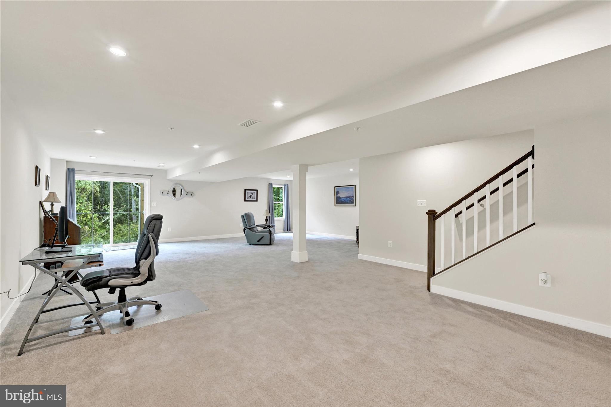 ABERDEEN OVERLOOK - Residential