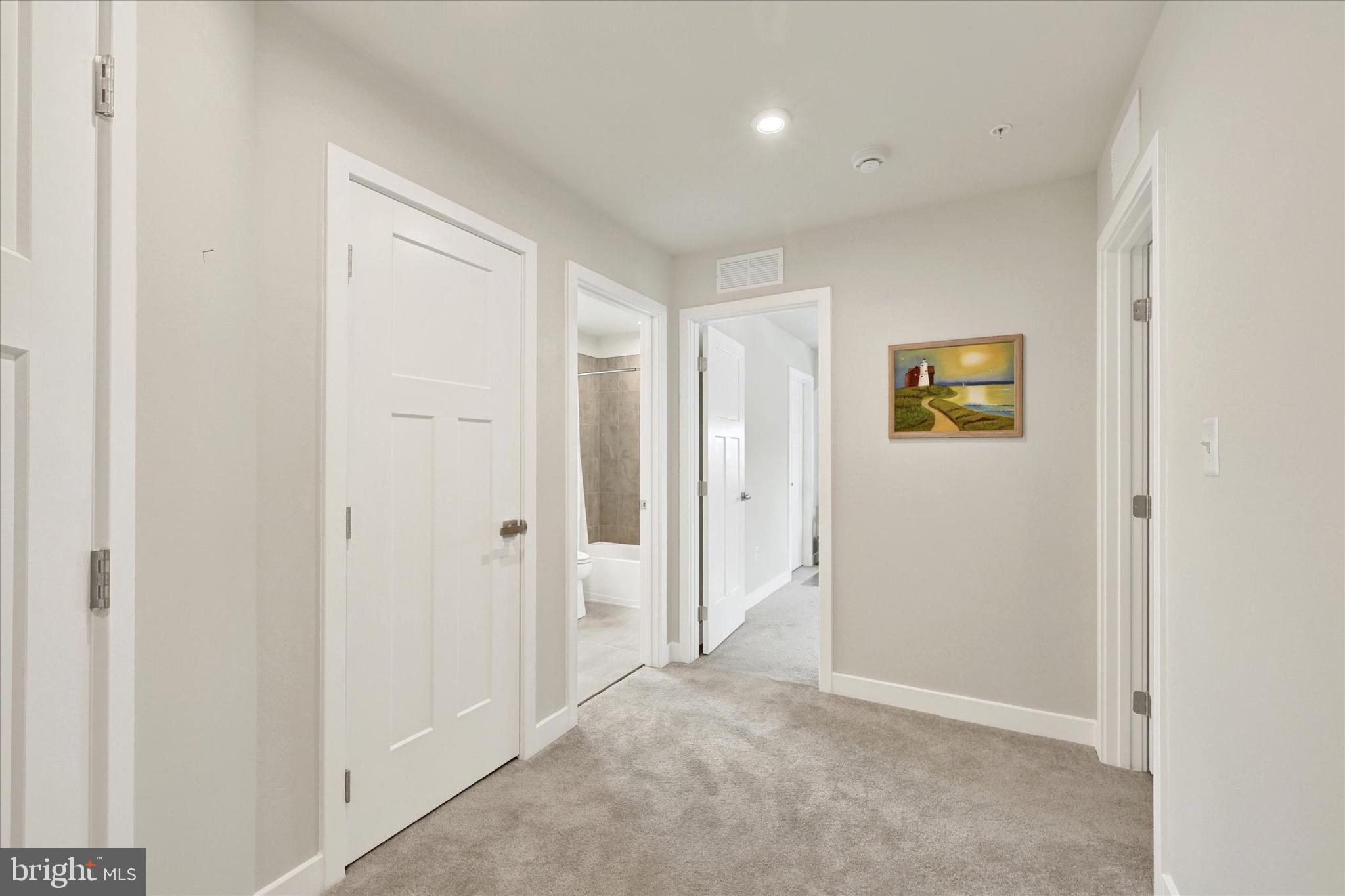 ABERDEEN OVERLOOK - Residential