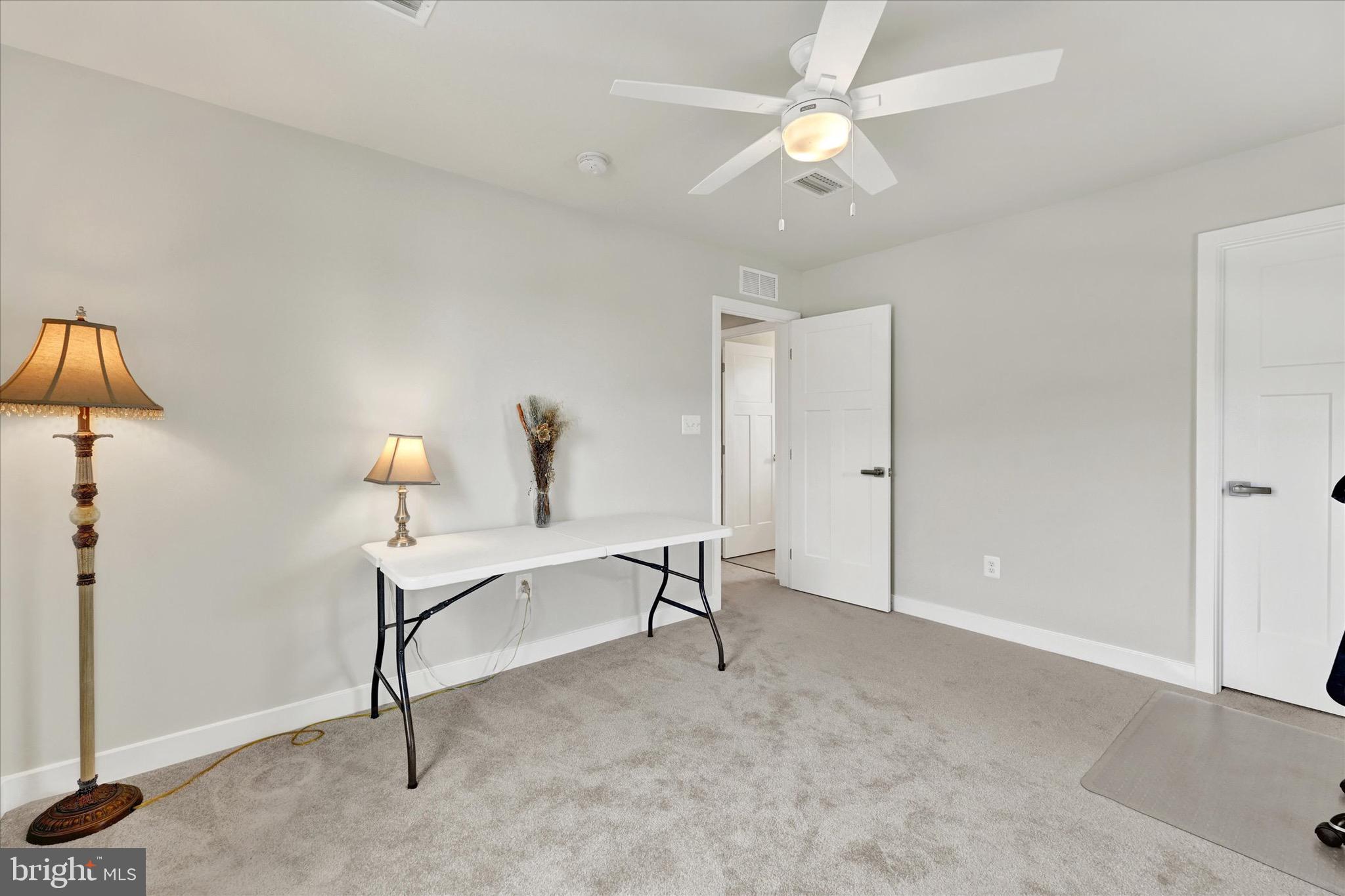 ABERDEEN OVERLOOK - Residential