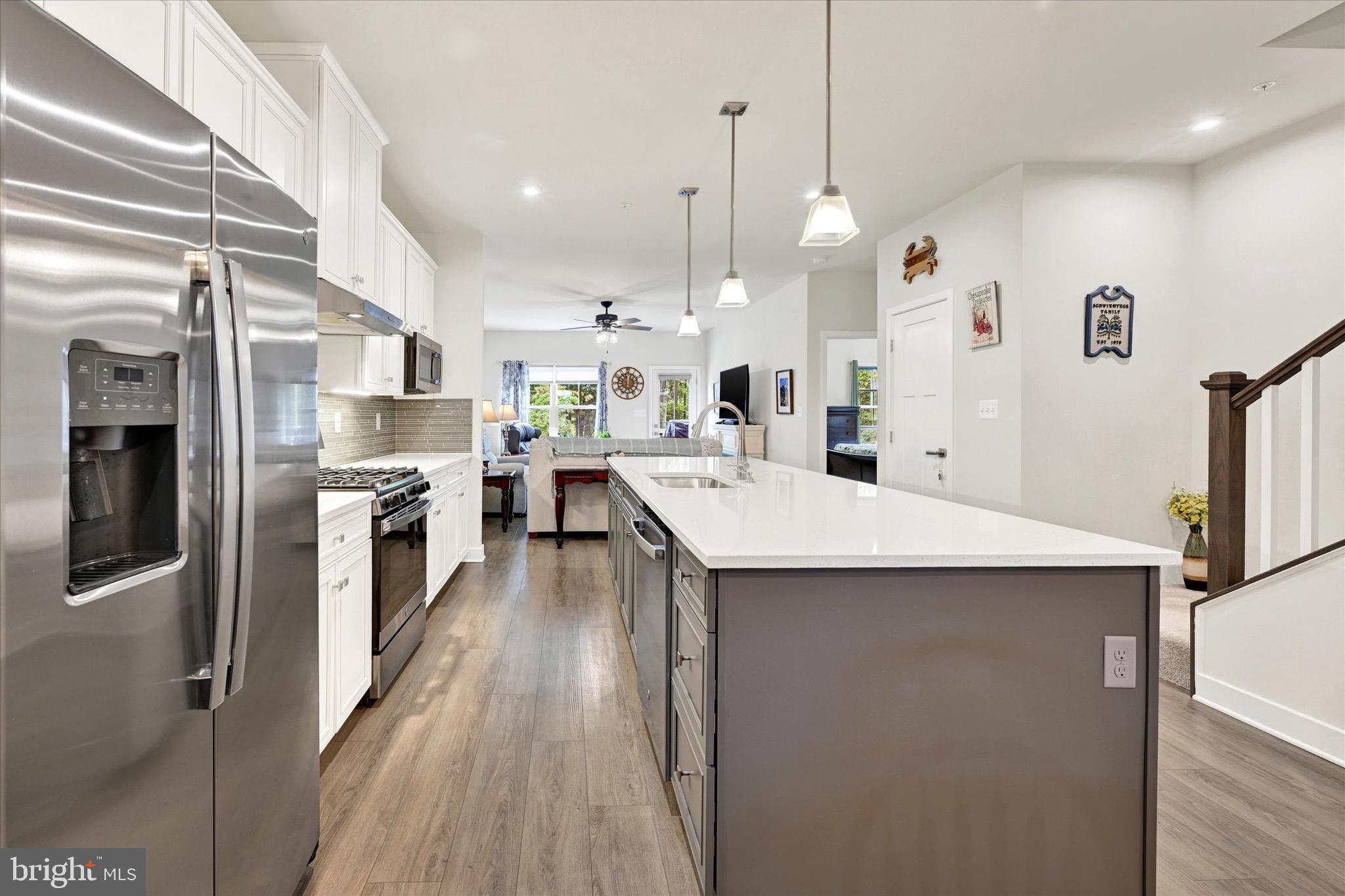 ABERDEEN OVERLOOK - Residential