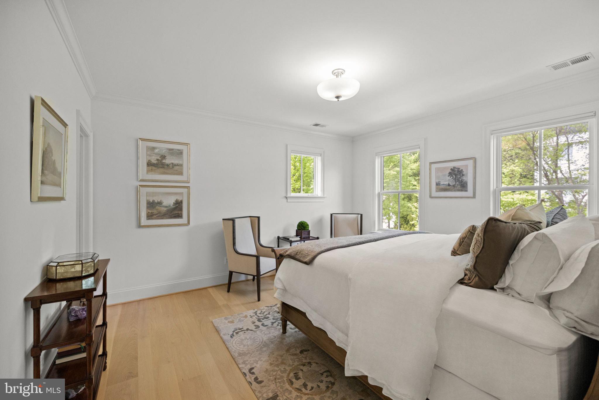 PHILLIPS PARK - Residential