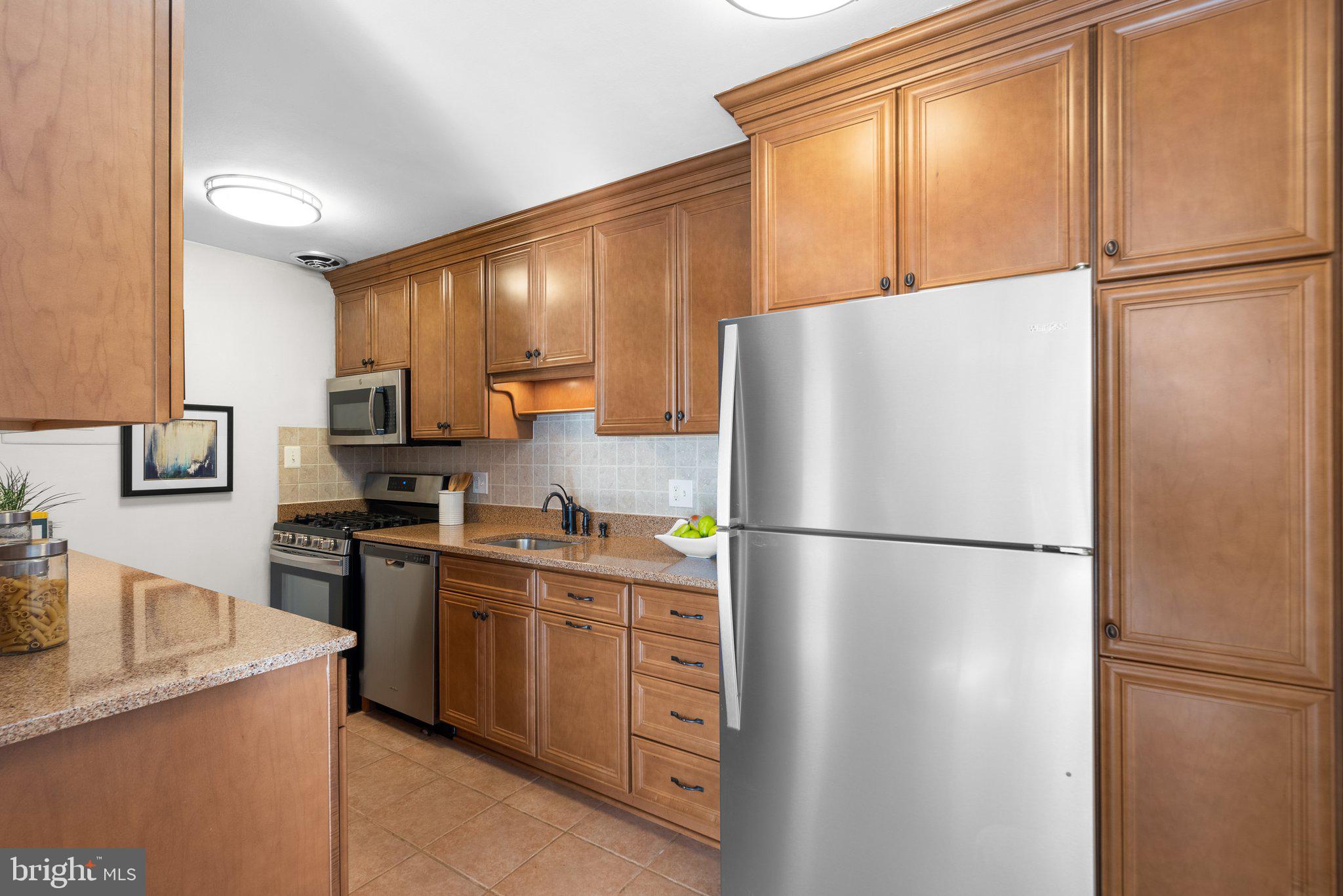 WALNUT GROVE - Residential