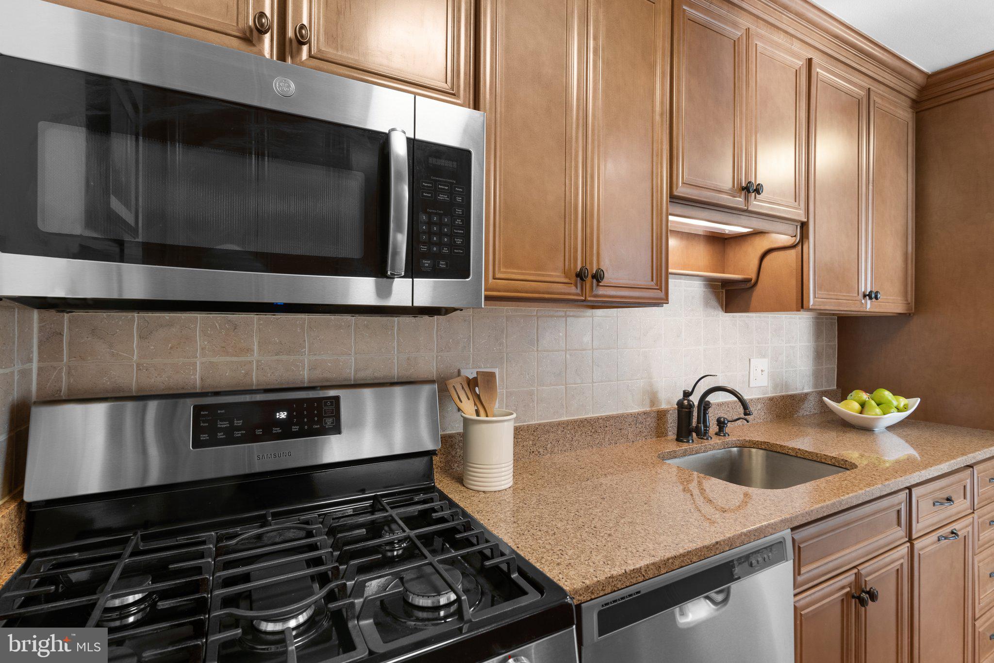 WALNUT GROVE - Residential