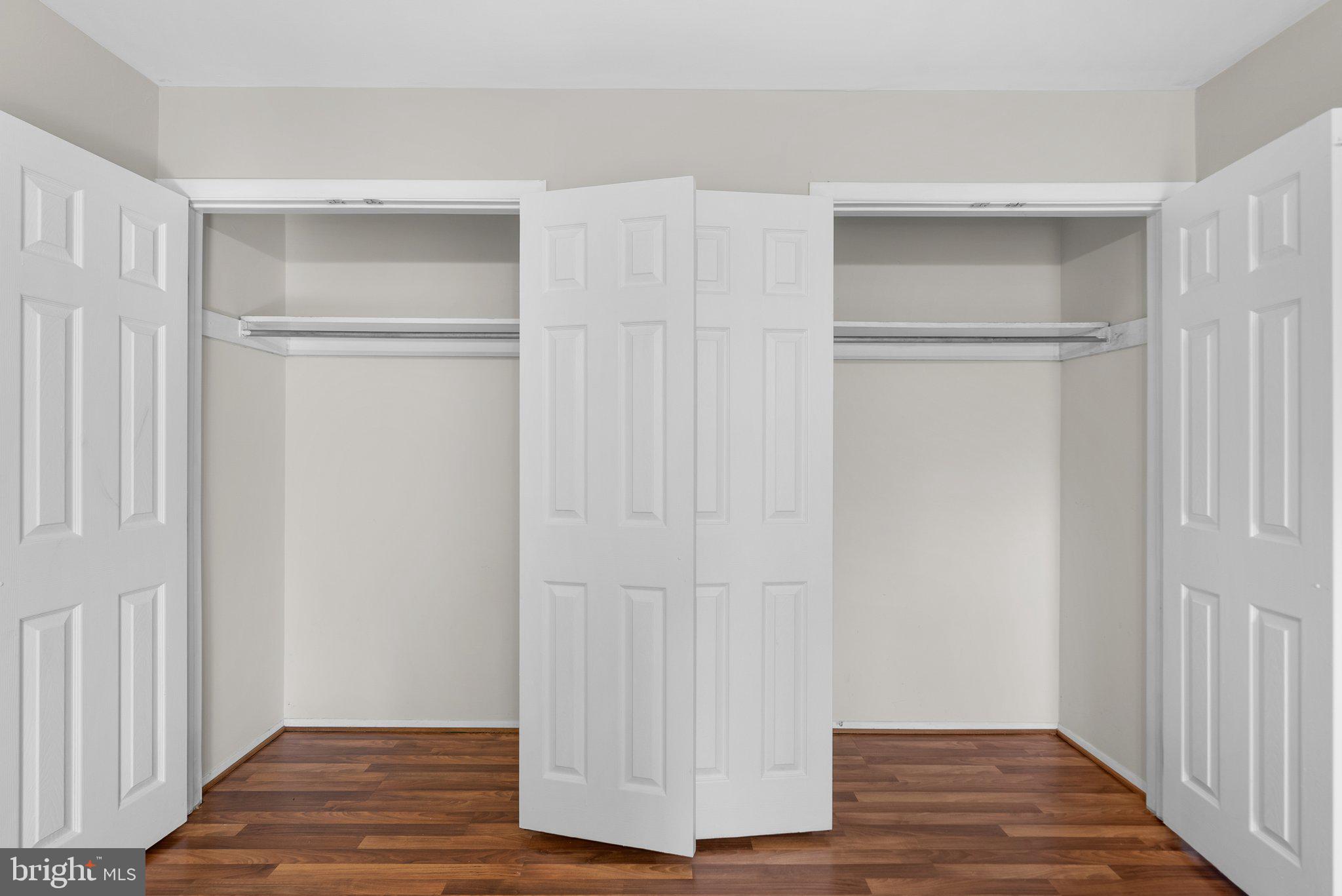 WALNUT GROVE - Residential