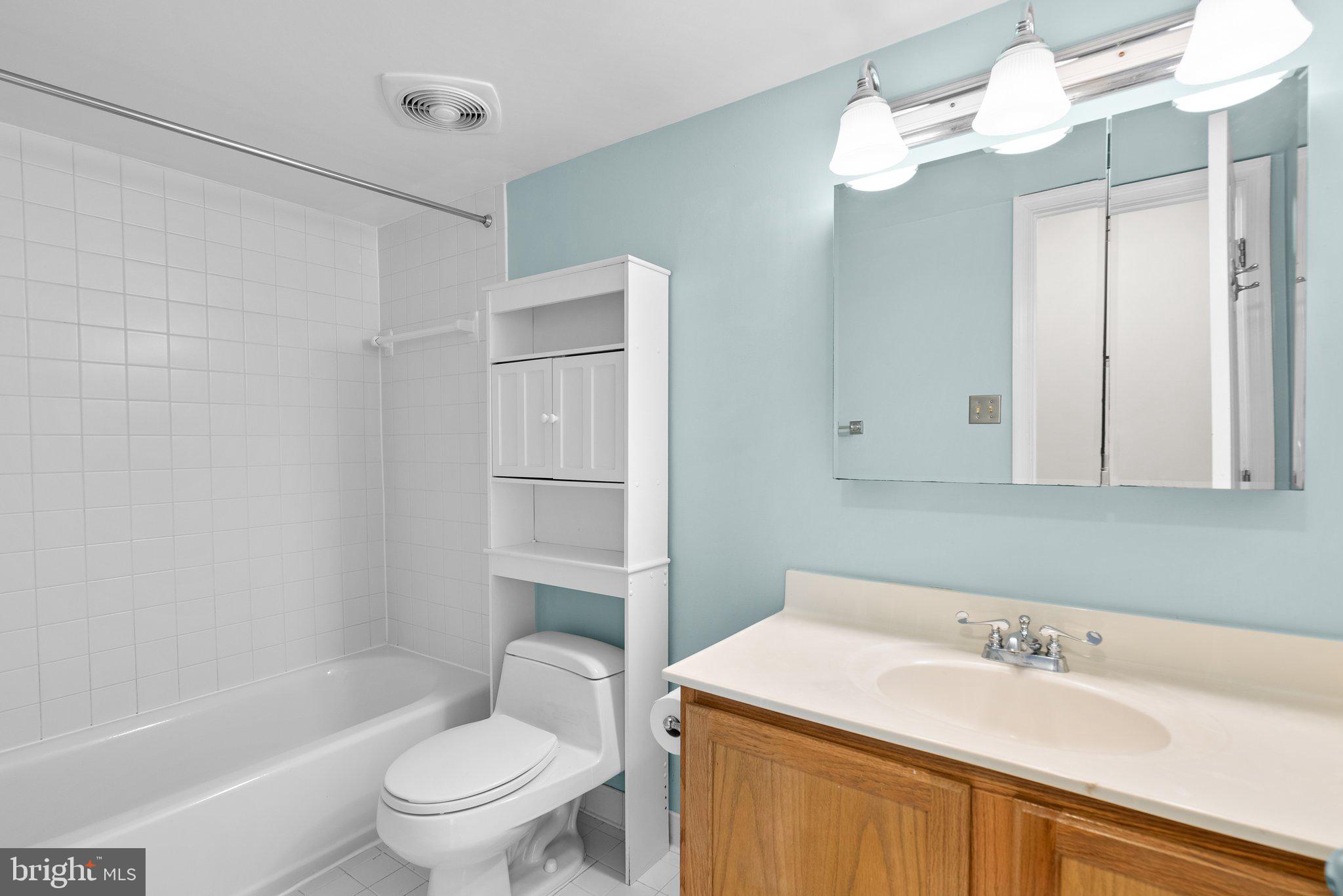 WALNUT GROVE - Residential