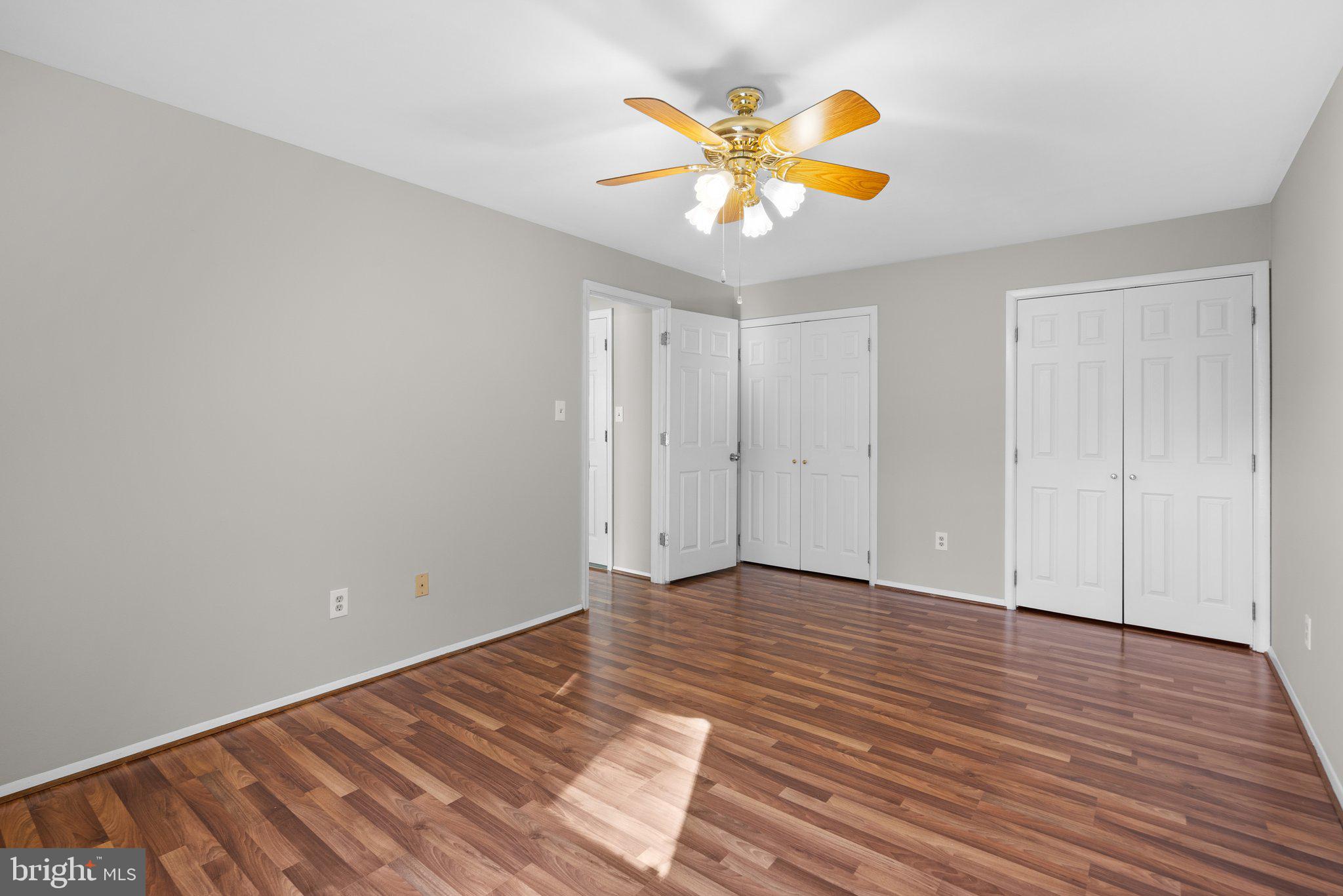 WALNUT GROVE - Residential