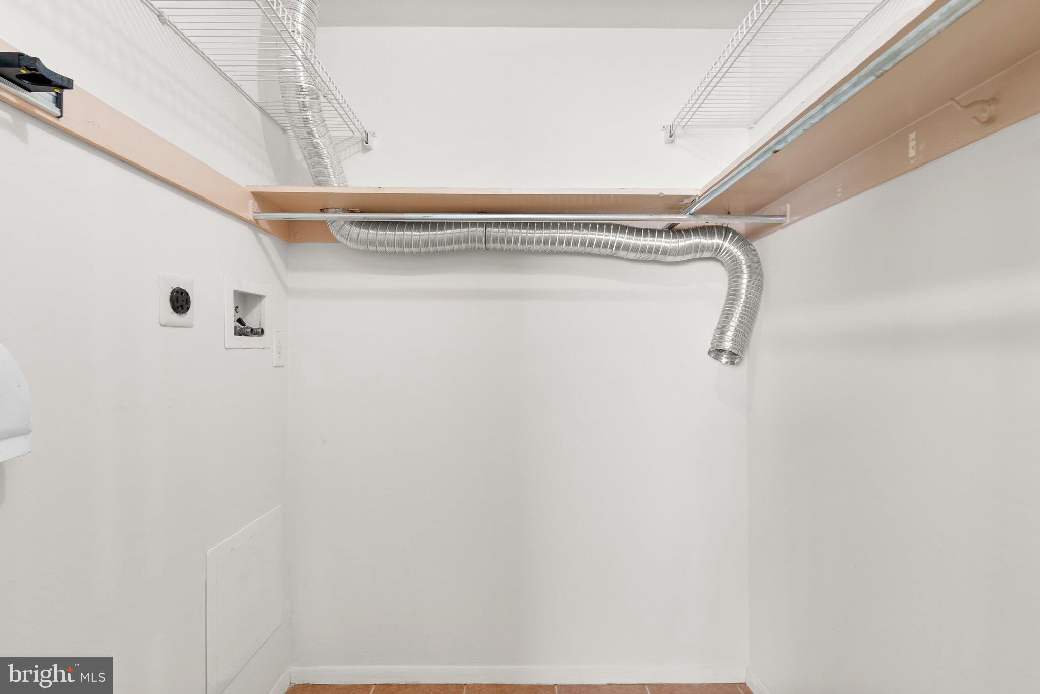 WALNUT GROVE - Residential