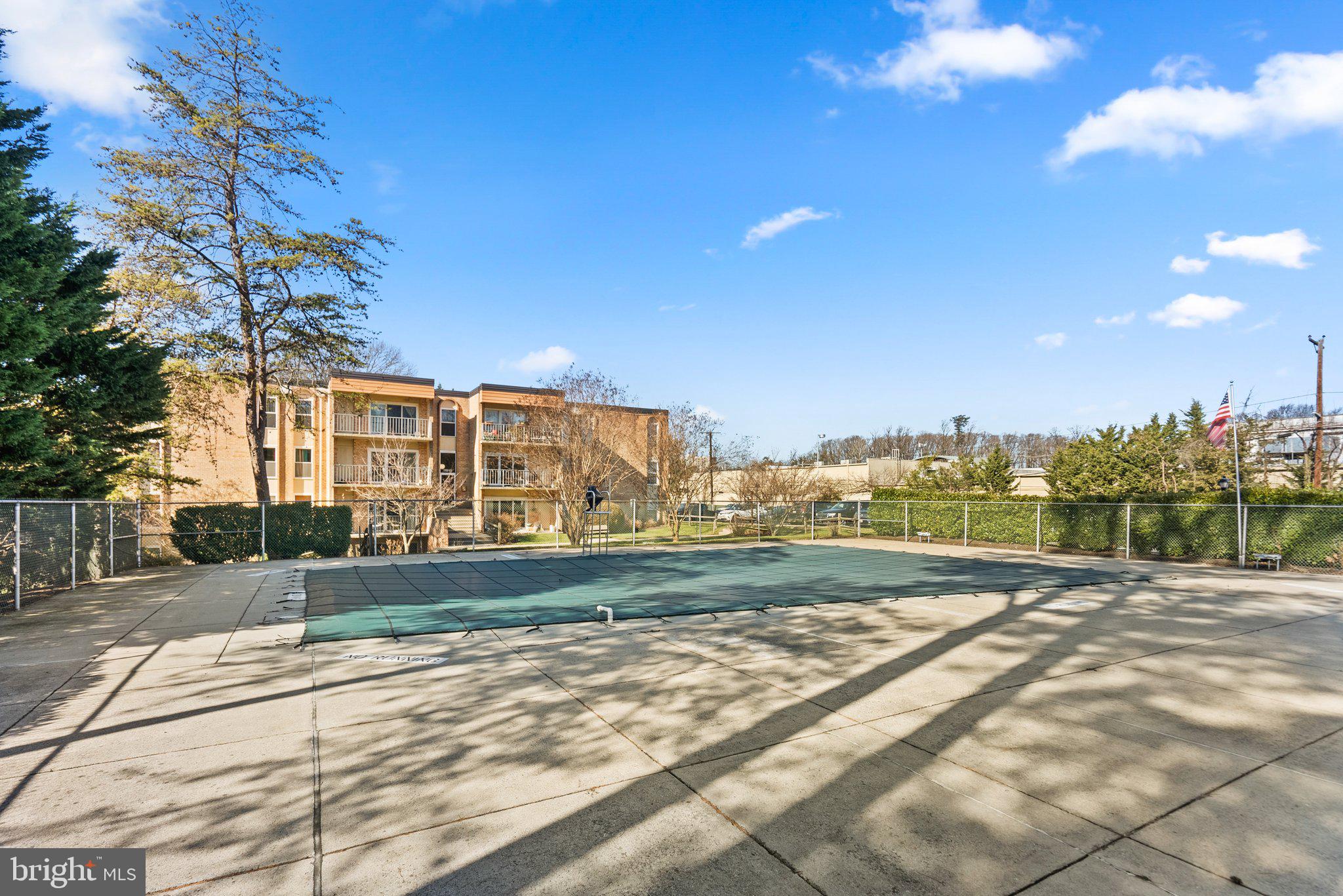 WALNUT GROVE - Residential