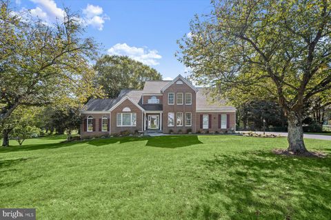 Photo of 12106 Sudbury Court SE, CLARKSVILLE, MD 21029 (MLS # MDHW2059648)