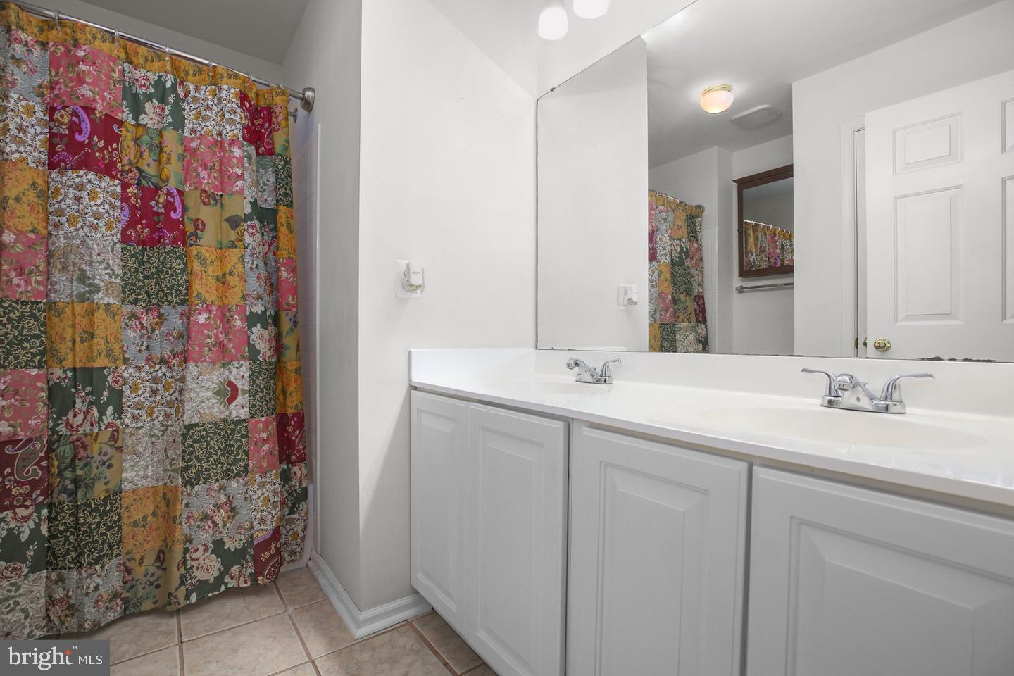 LEE'S HILL - Residential Lease