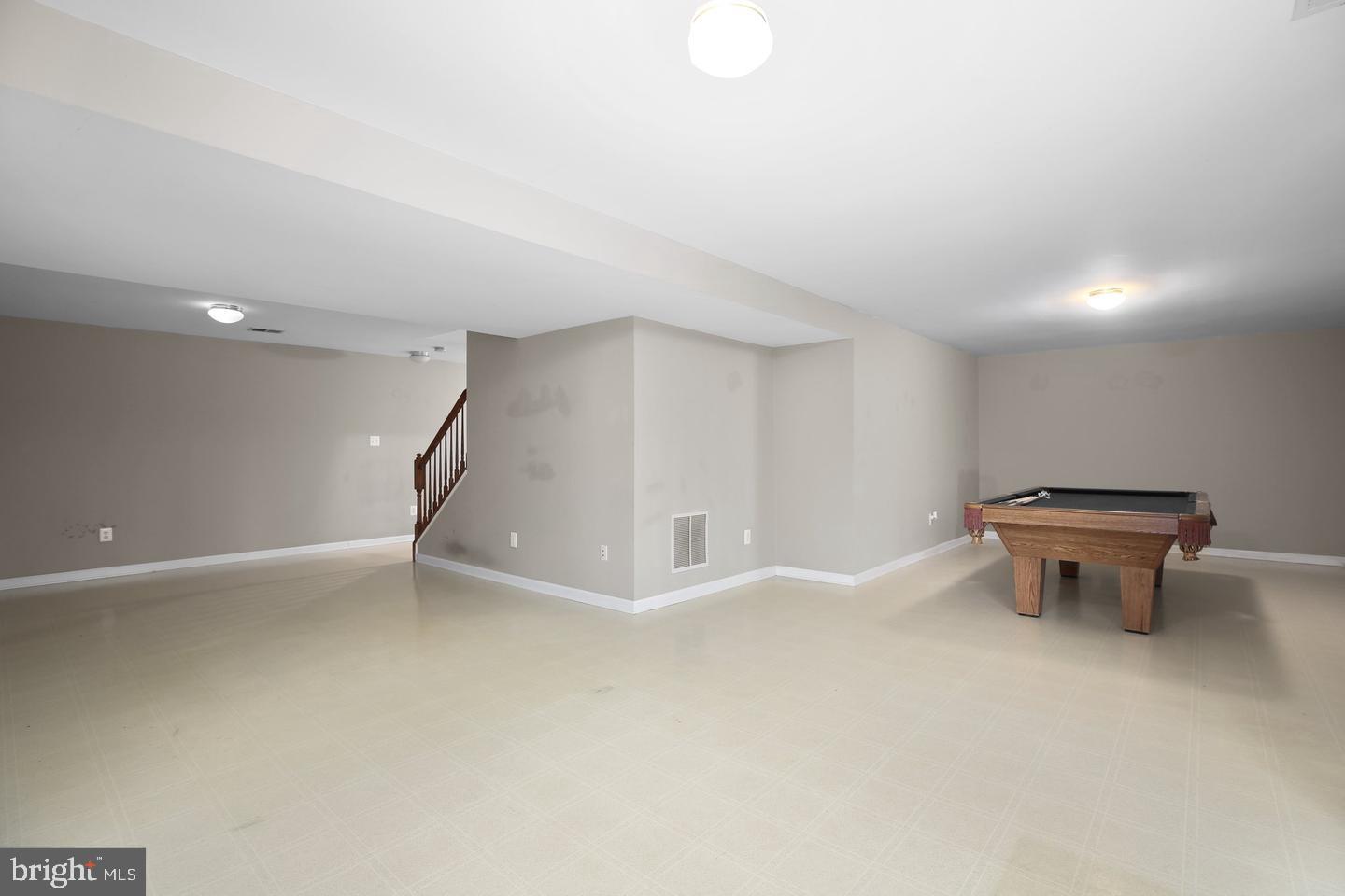 LEE'S HILL - Residential Lease