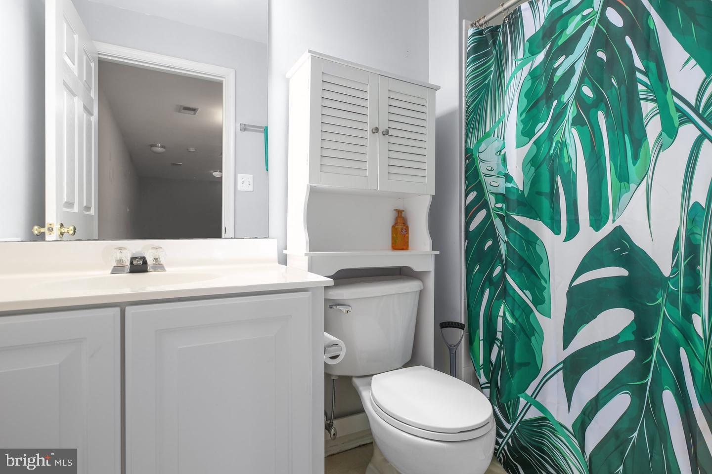 LEE'S HILL - Residential Lease