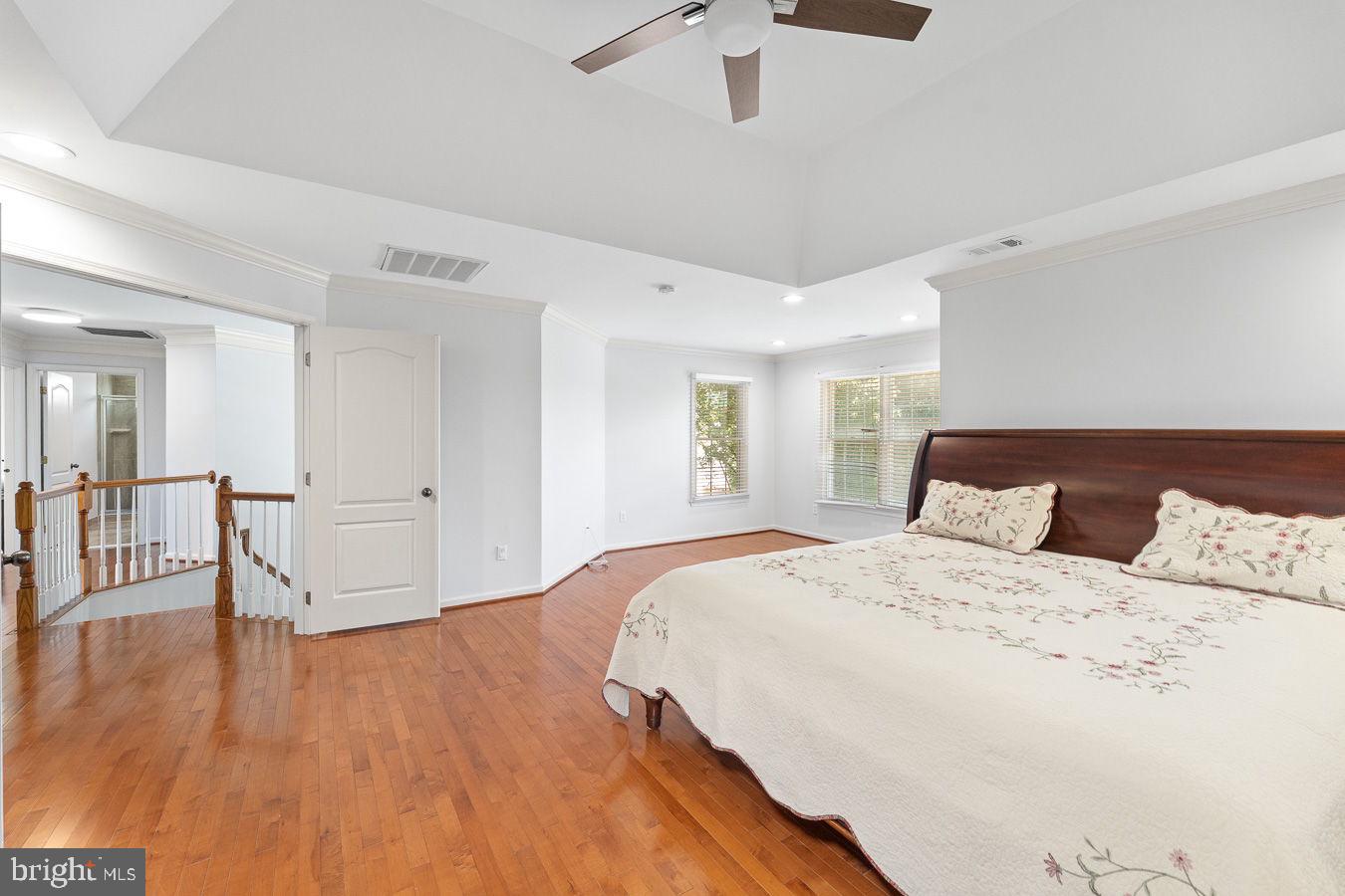 LOUDOUN VALLEY ESTATES - Residential