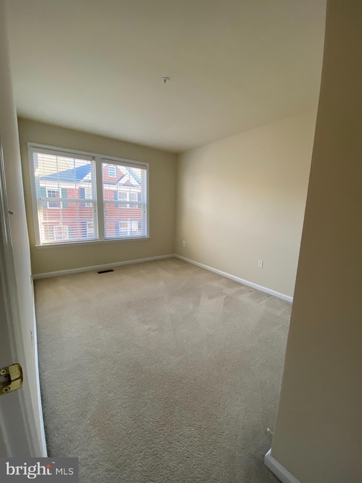 BELVEDERE GLEN - Residential Lease