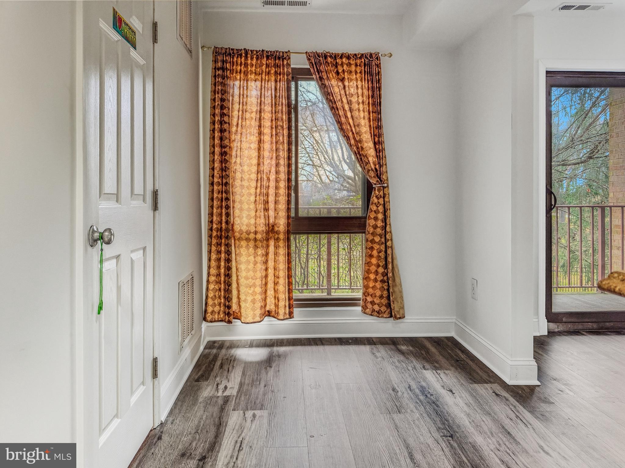 HERITAGE GREEN - Residential Lease