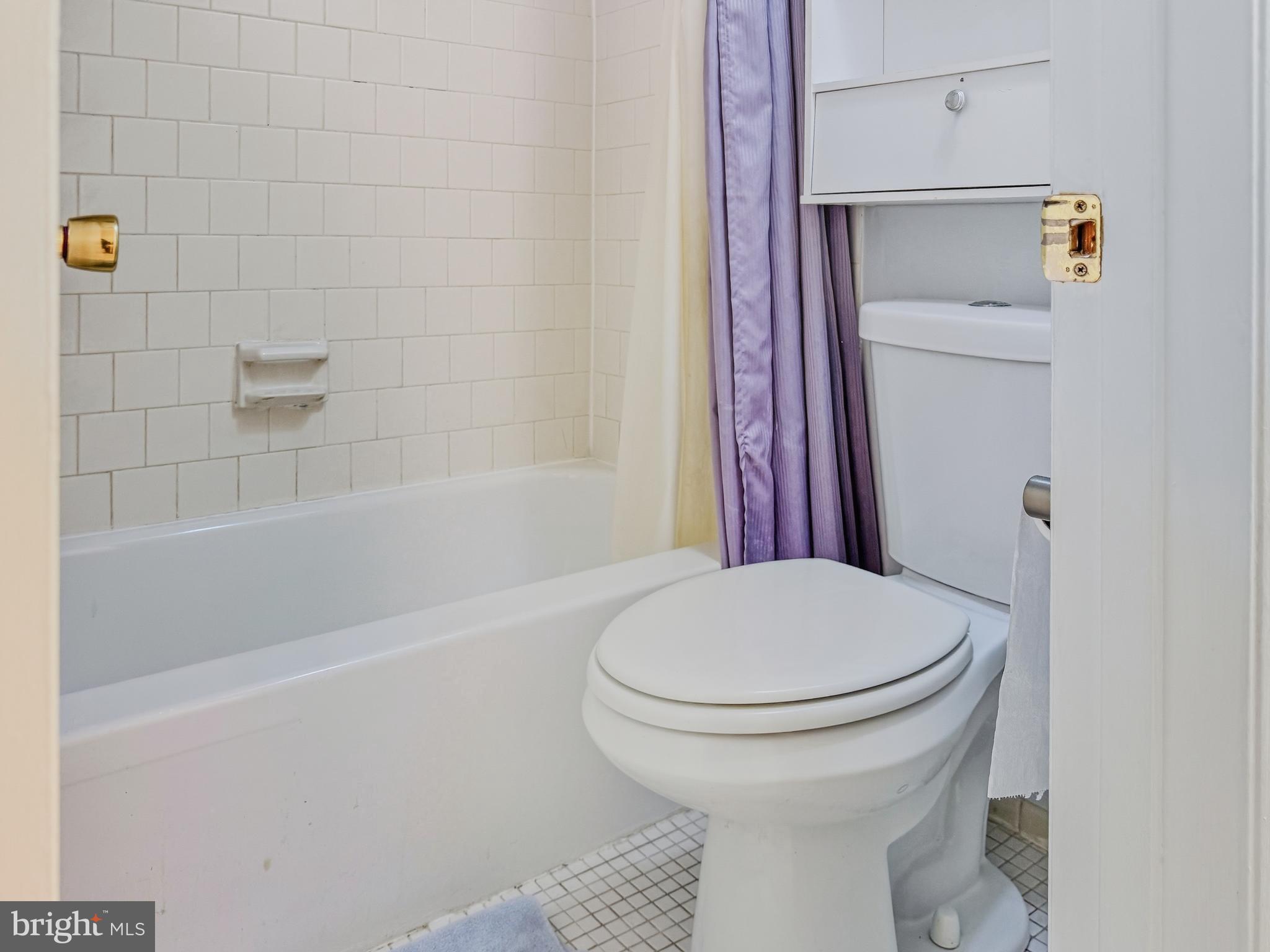 HERITAGE GREEN - Residential Lease