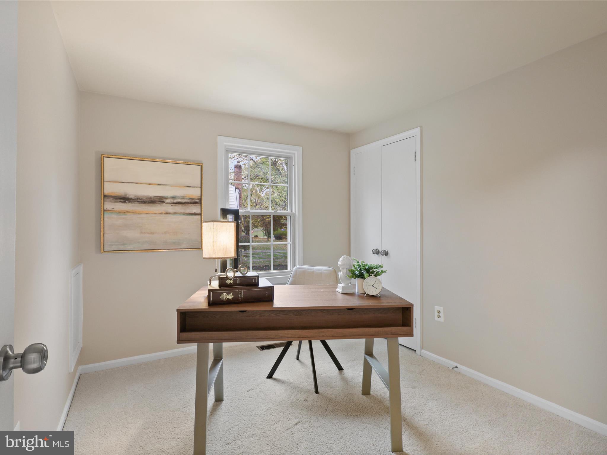 COLCHESTER HUNT - Residential