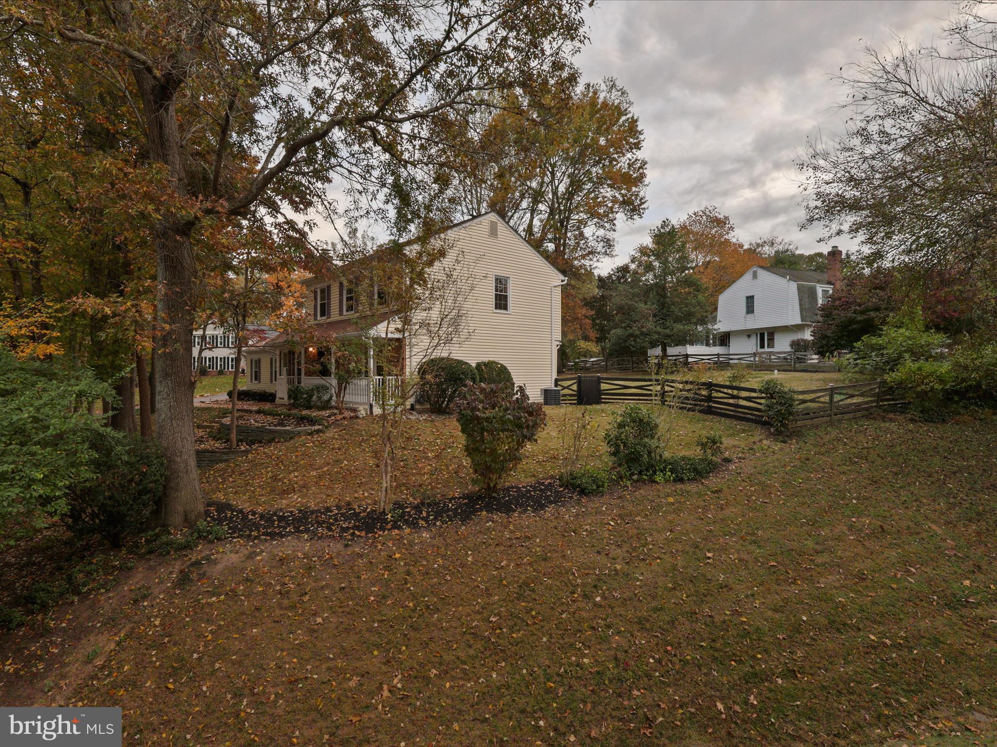 COLCHESTER HUNT - Residential