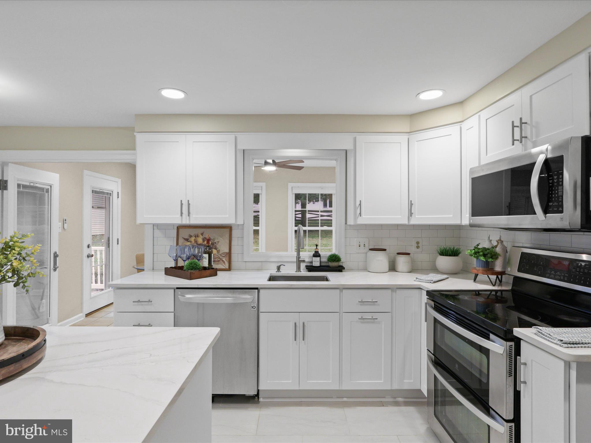 COLCHESTER HUNT - Residential