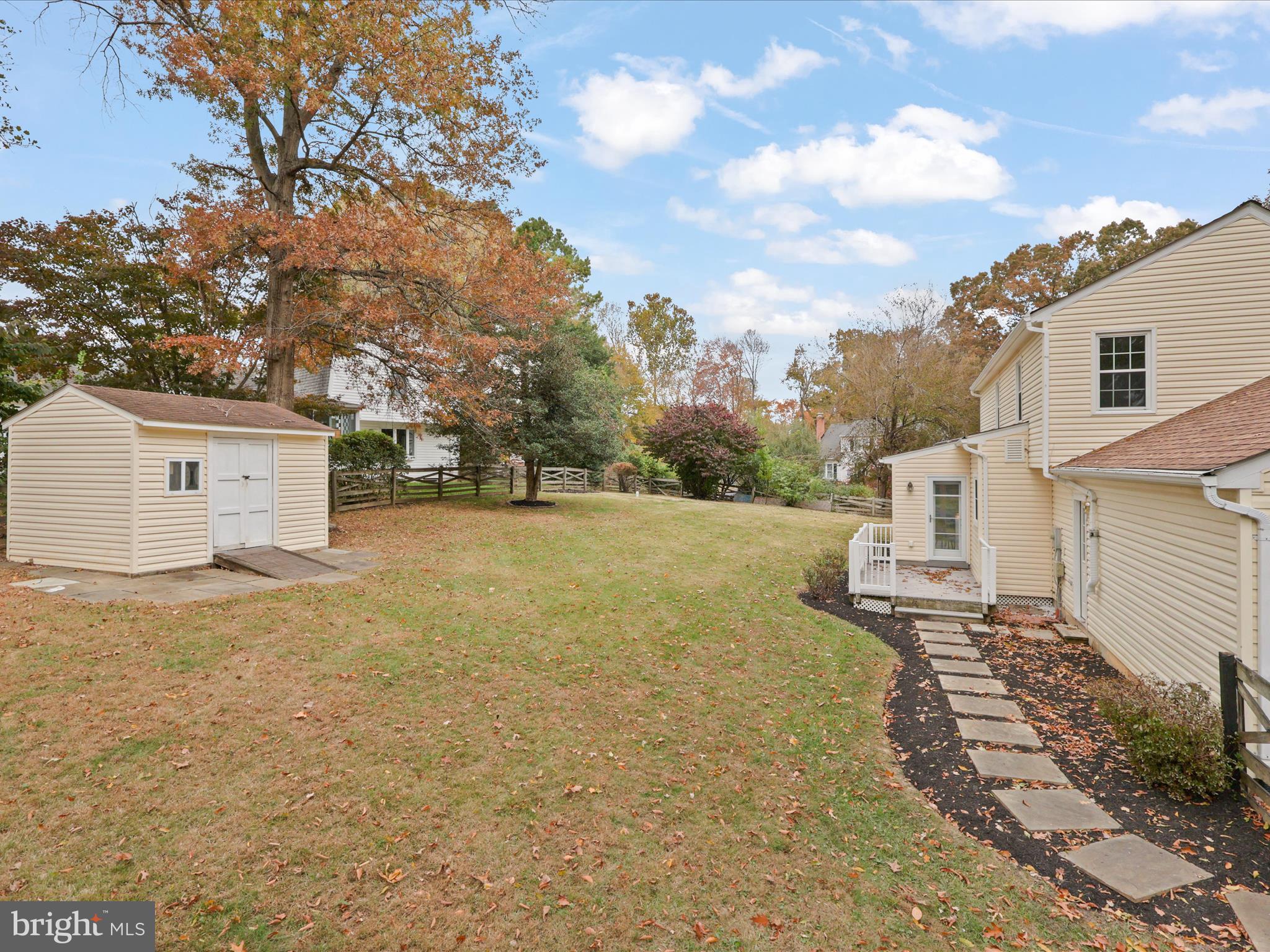 COLCHESTER HUNT - Residential