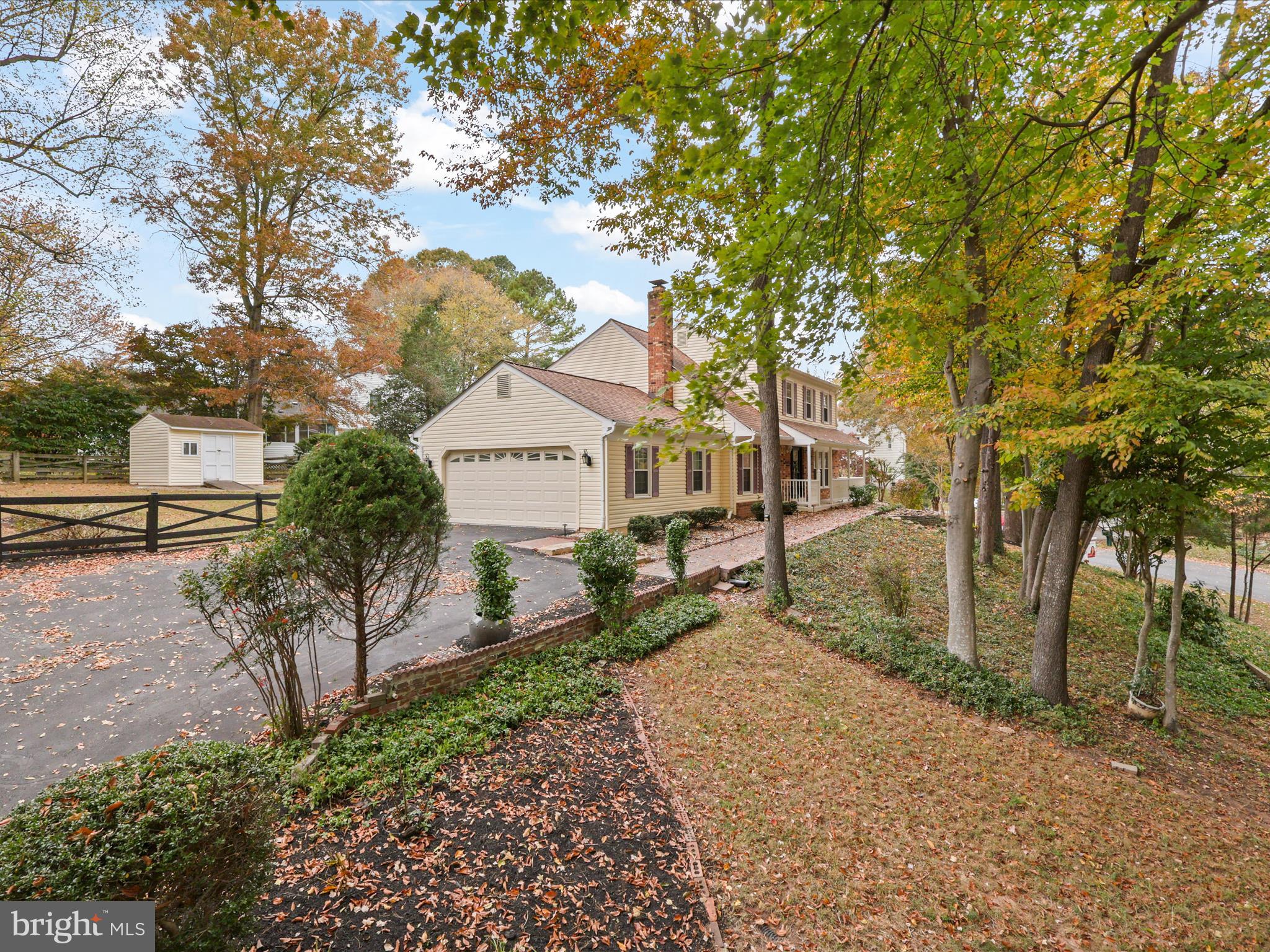 COLCHESTER HUNT - Residential