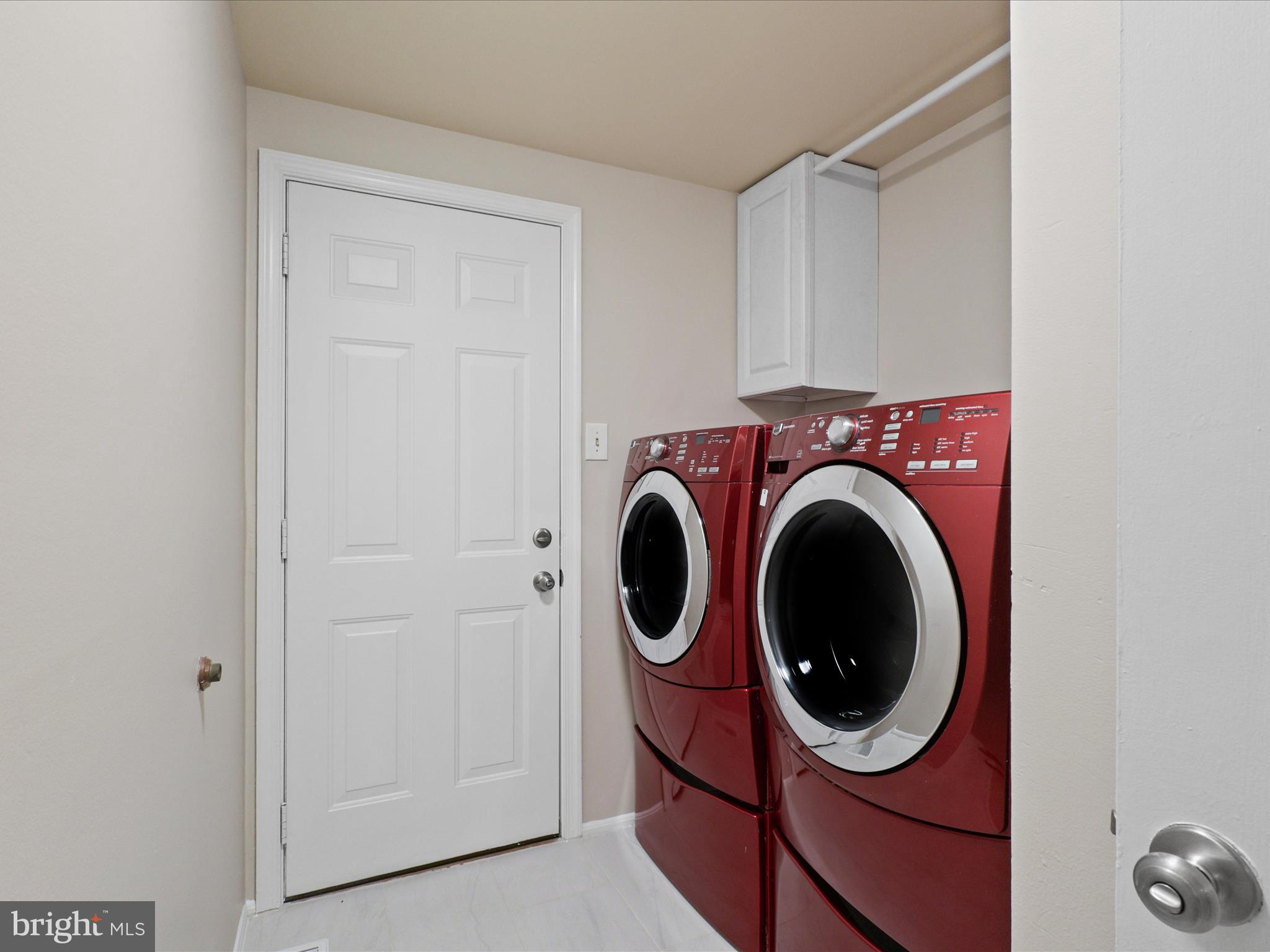 COLCHESTER HUNT - Residential