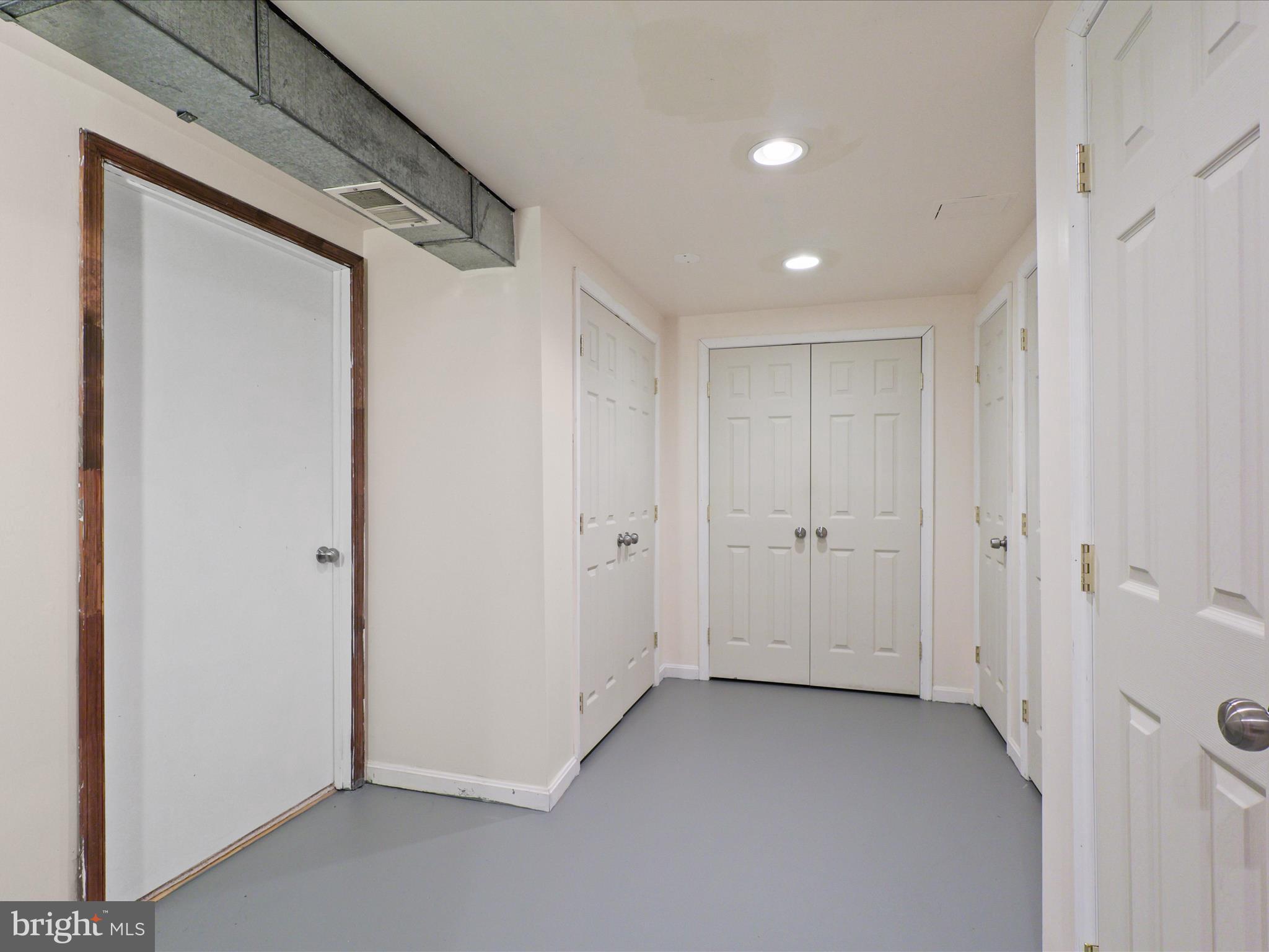 COLCHESTER HUNT - Residential