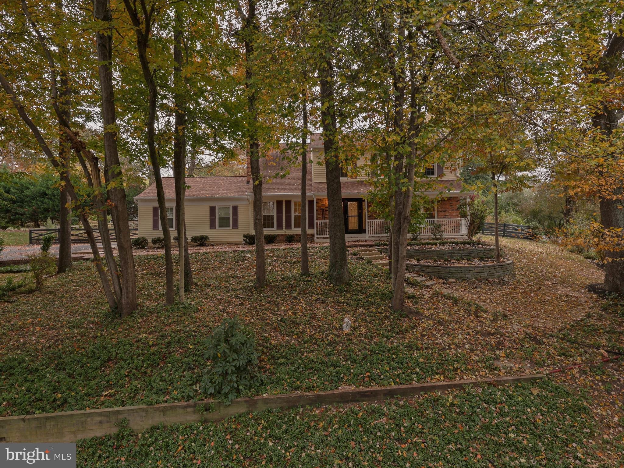 COLCHESTER HUNT - Residential