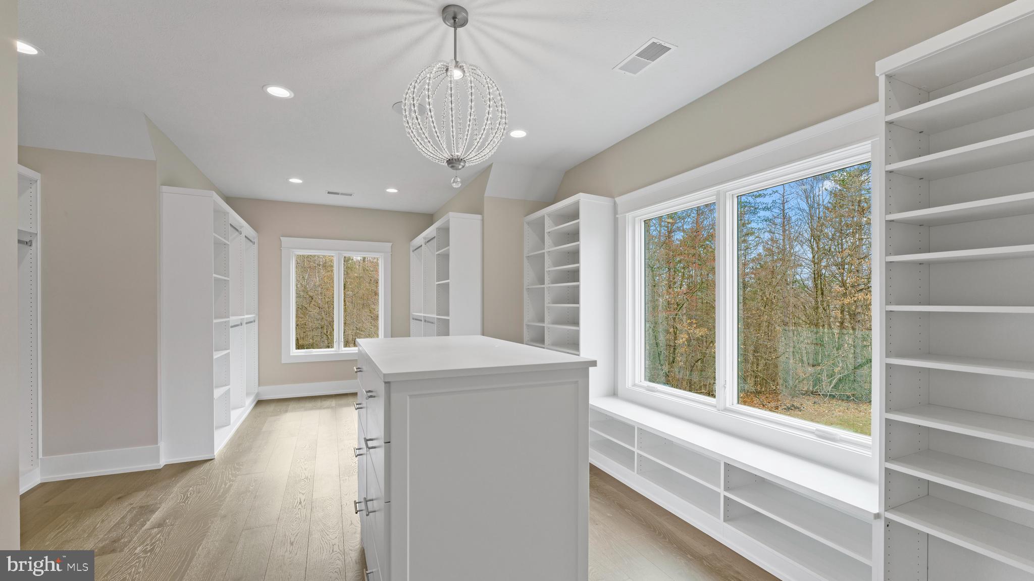 BRIARWOOD - Residential