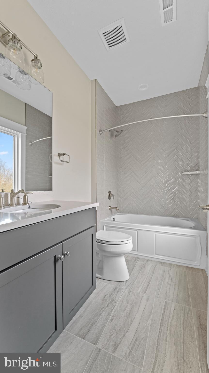 BRIARWOOD - Residential