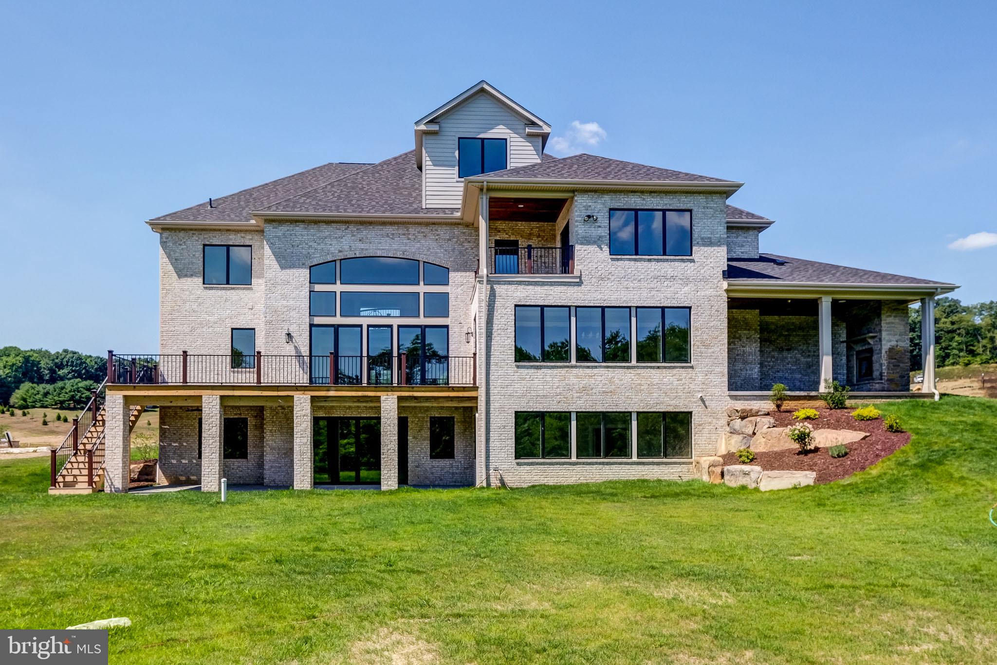 BRIARWOOD - Residential