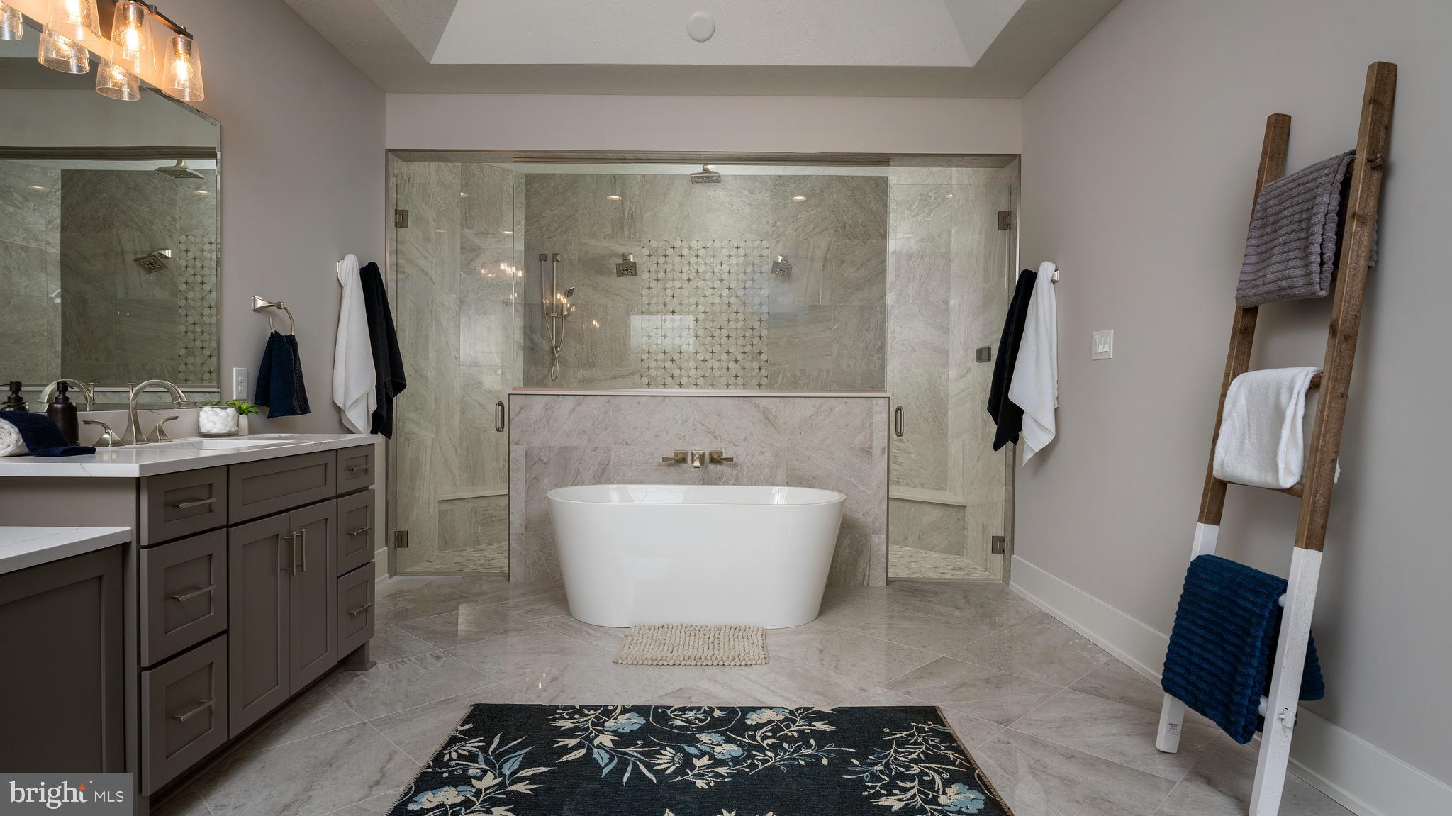 BRIARWOOD - Residential