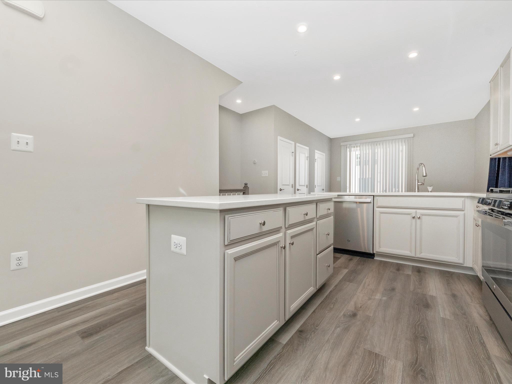 PARKSIDE - Residential