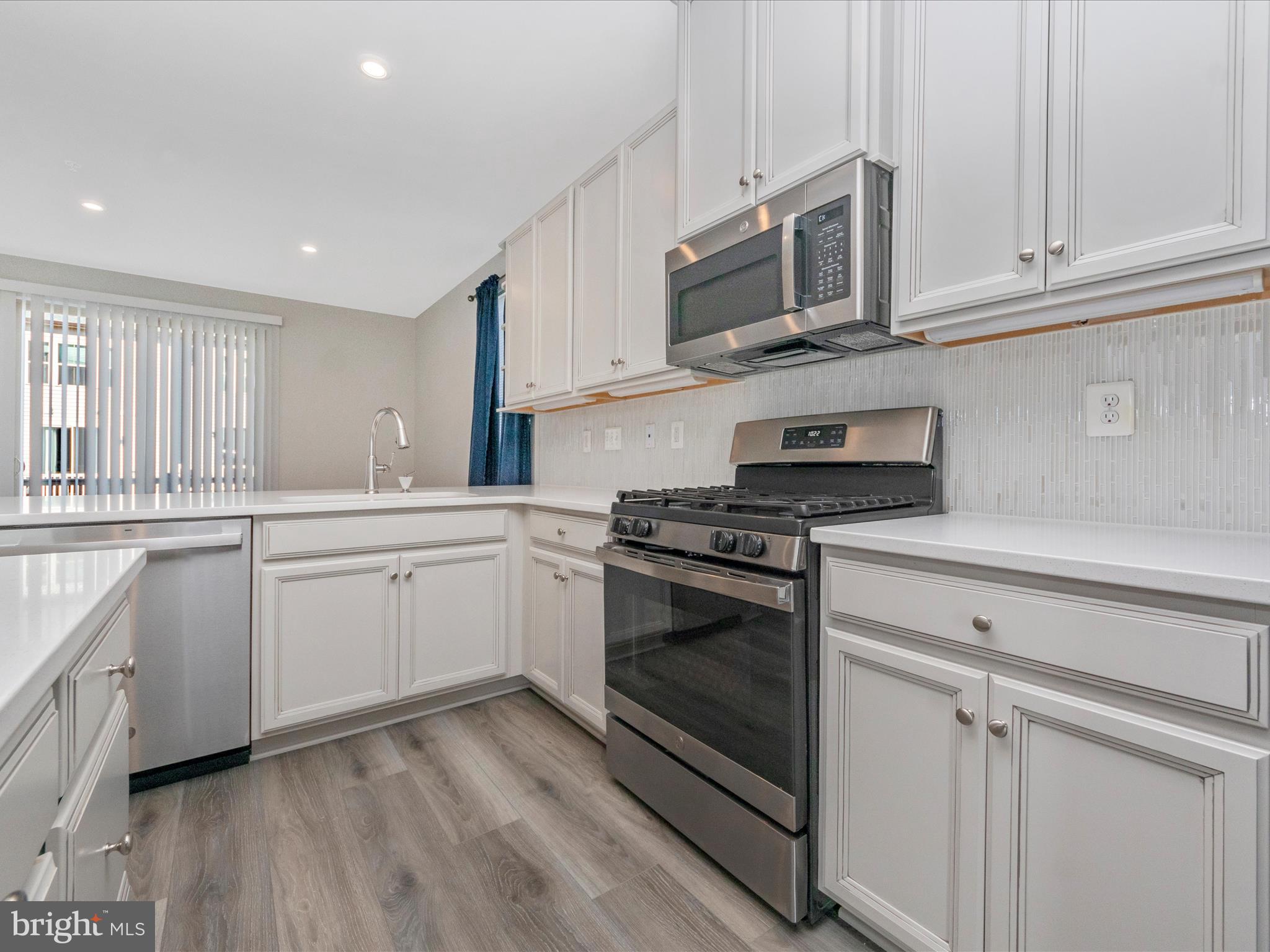 PARKSIDE - Residential