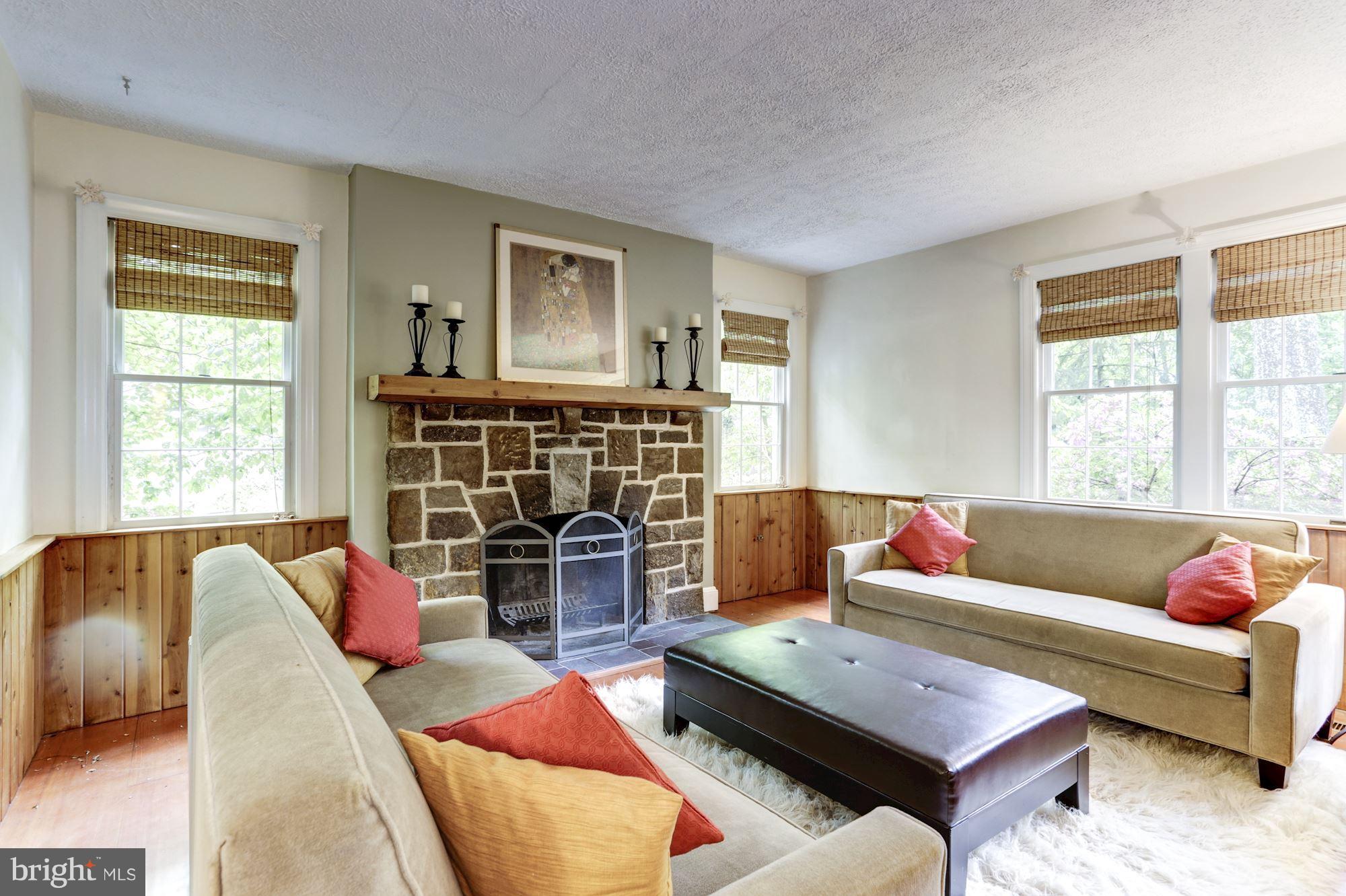 OLDE SEVERNA PARK - Residential Lease