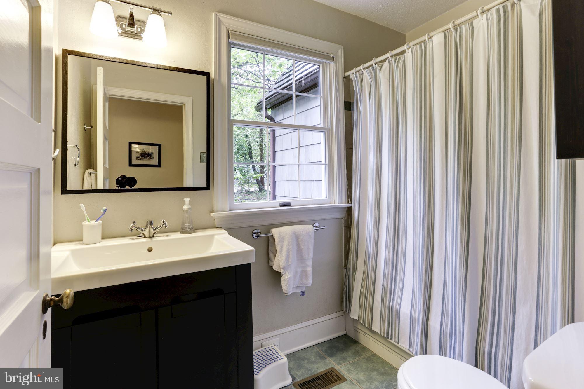 OLDE SEVERNA PARK - Residential Lease